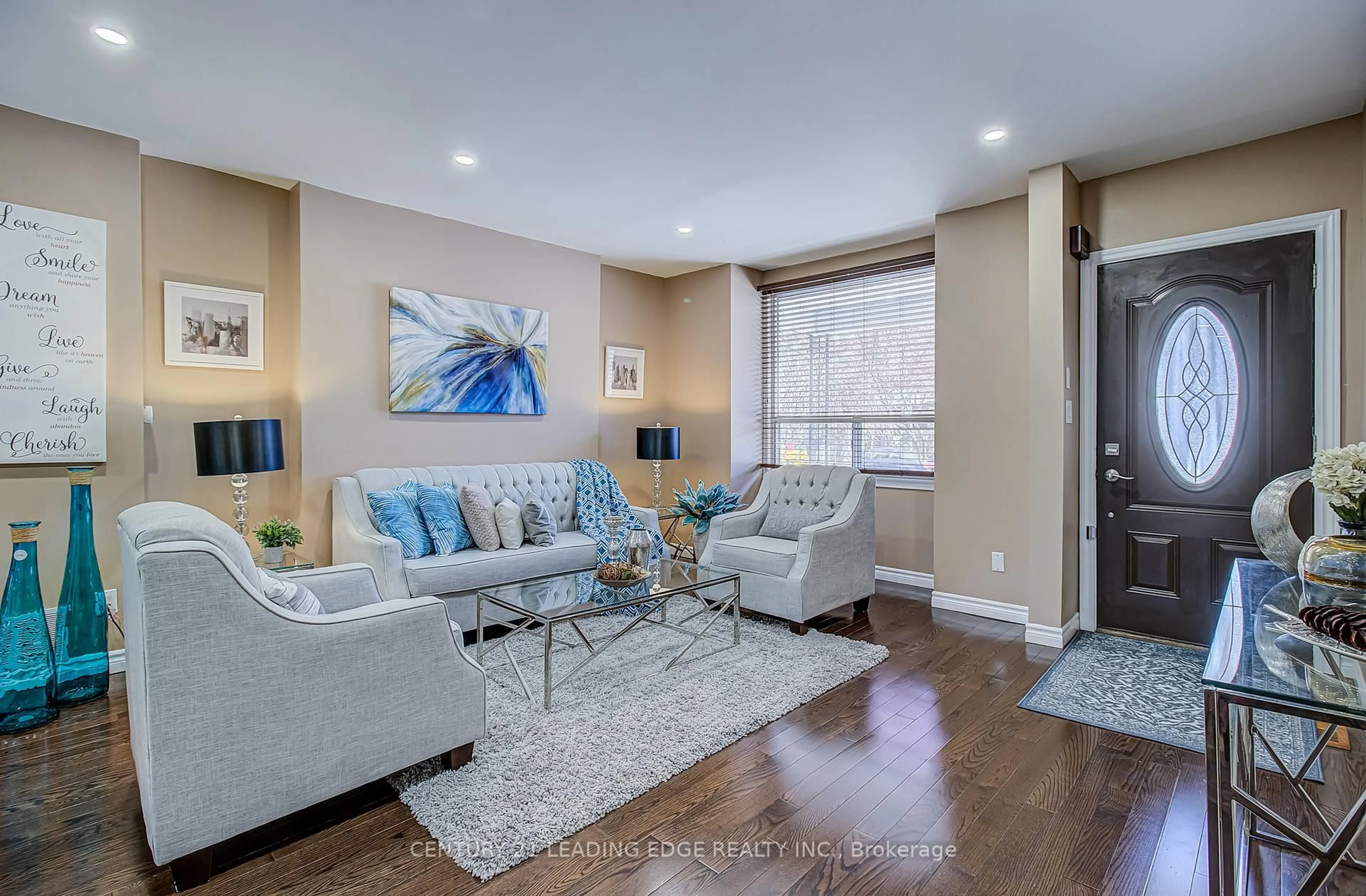 Living room with furniture, unknown for 106 Parkmount Rd, Toronto Ontario M4J 4V4