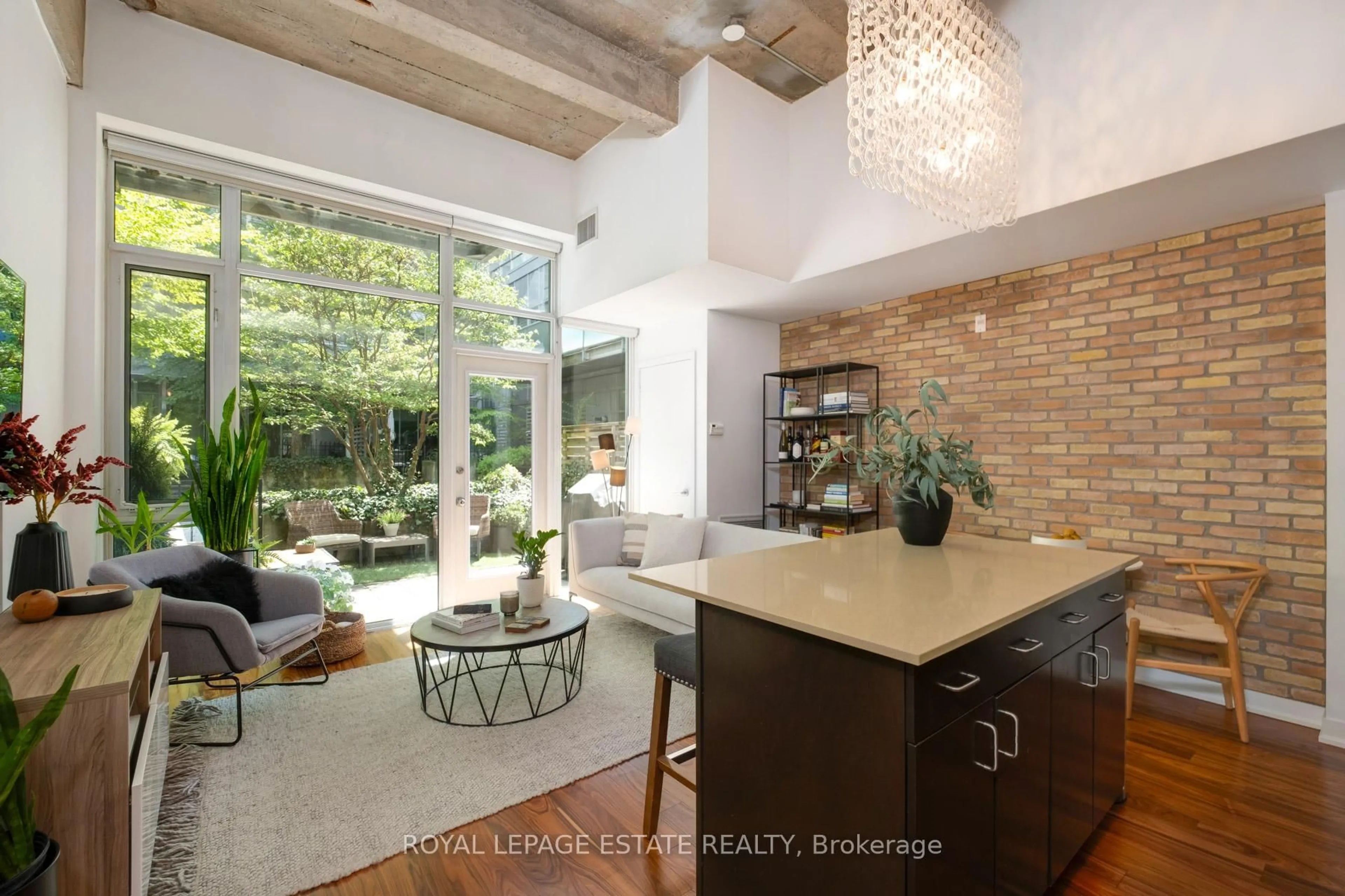 Open concept kitchen, unknown for 201 Carlaw Ave #142, Toronto Ontario M4M 2S3