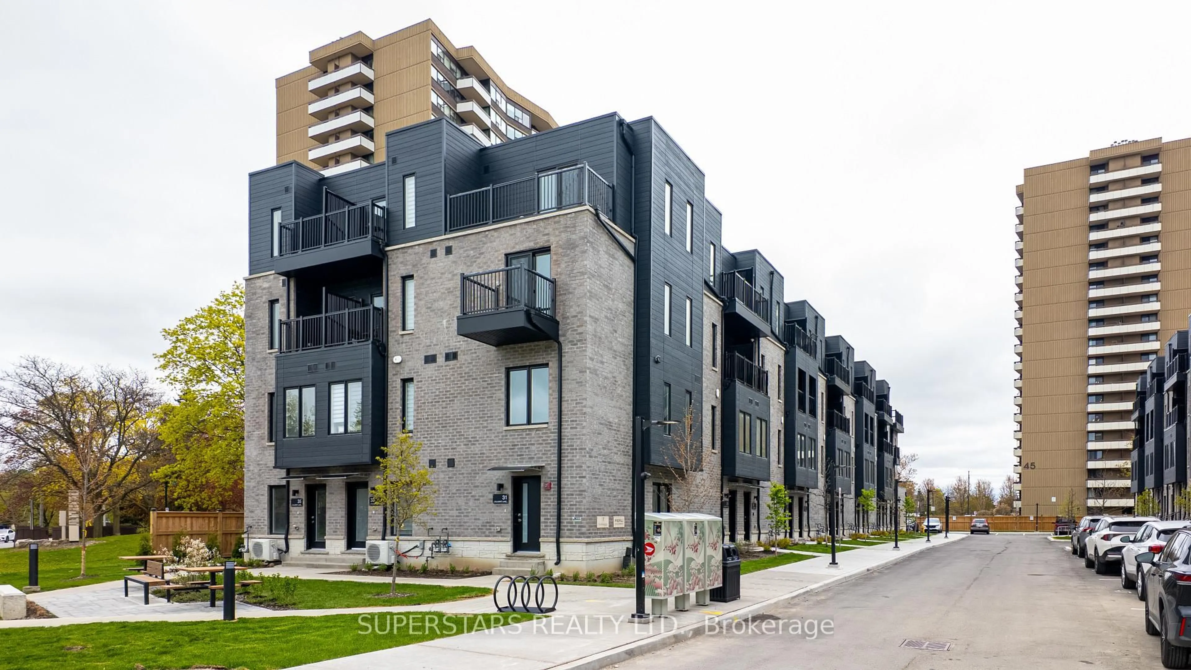 Unknown for 31 Calamint Lane, Toronto Ontario M1W 2H1