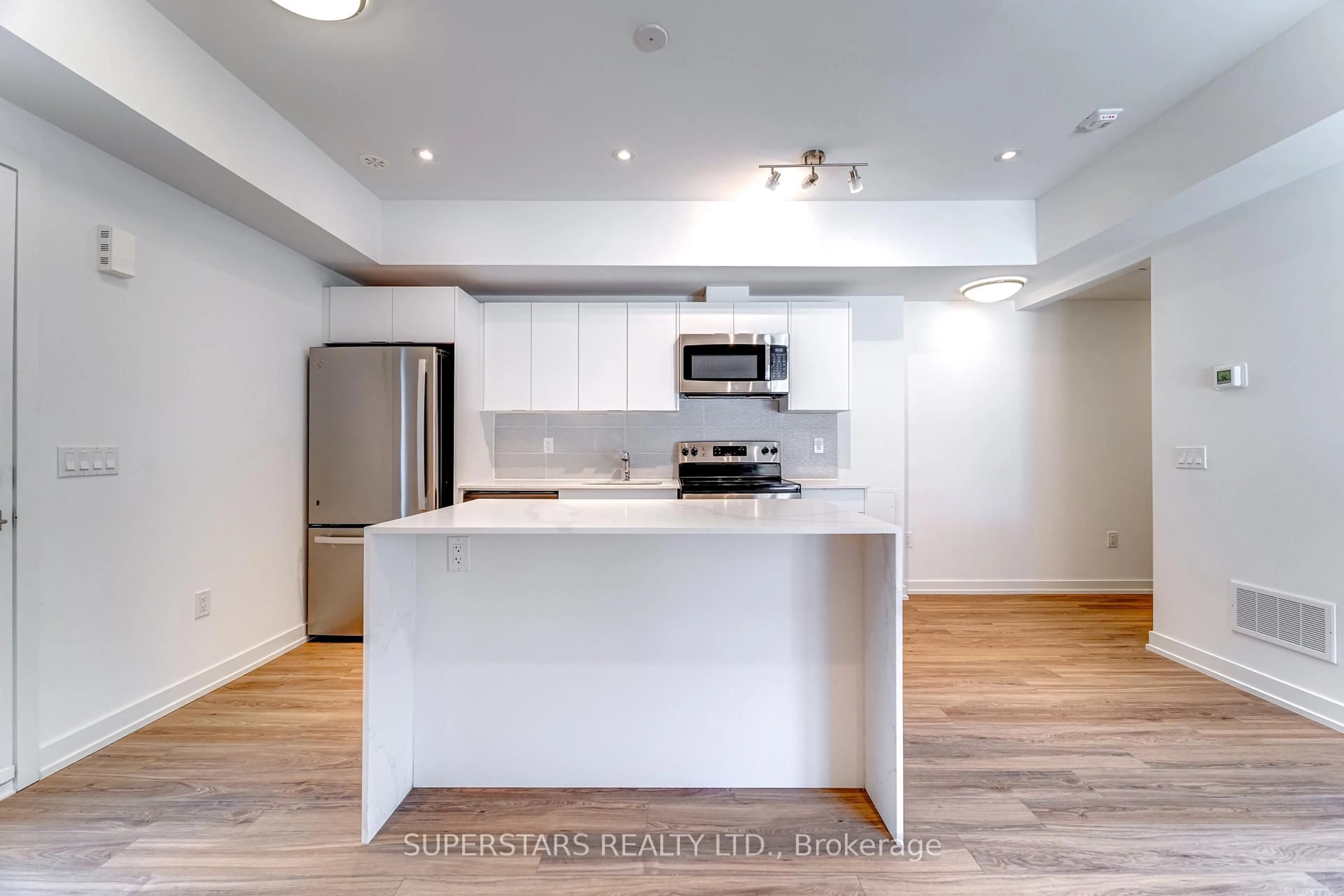 Unknown for 31 Calamint Lane, Toronto Ontario M1W 2H1