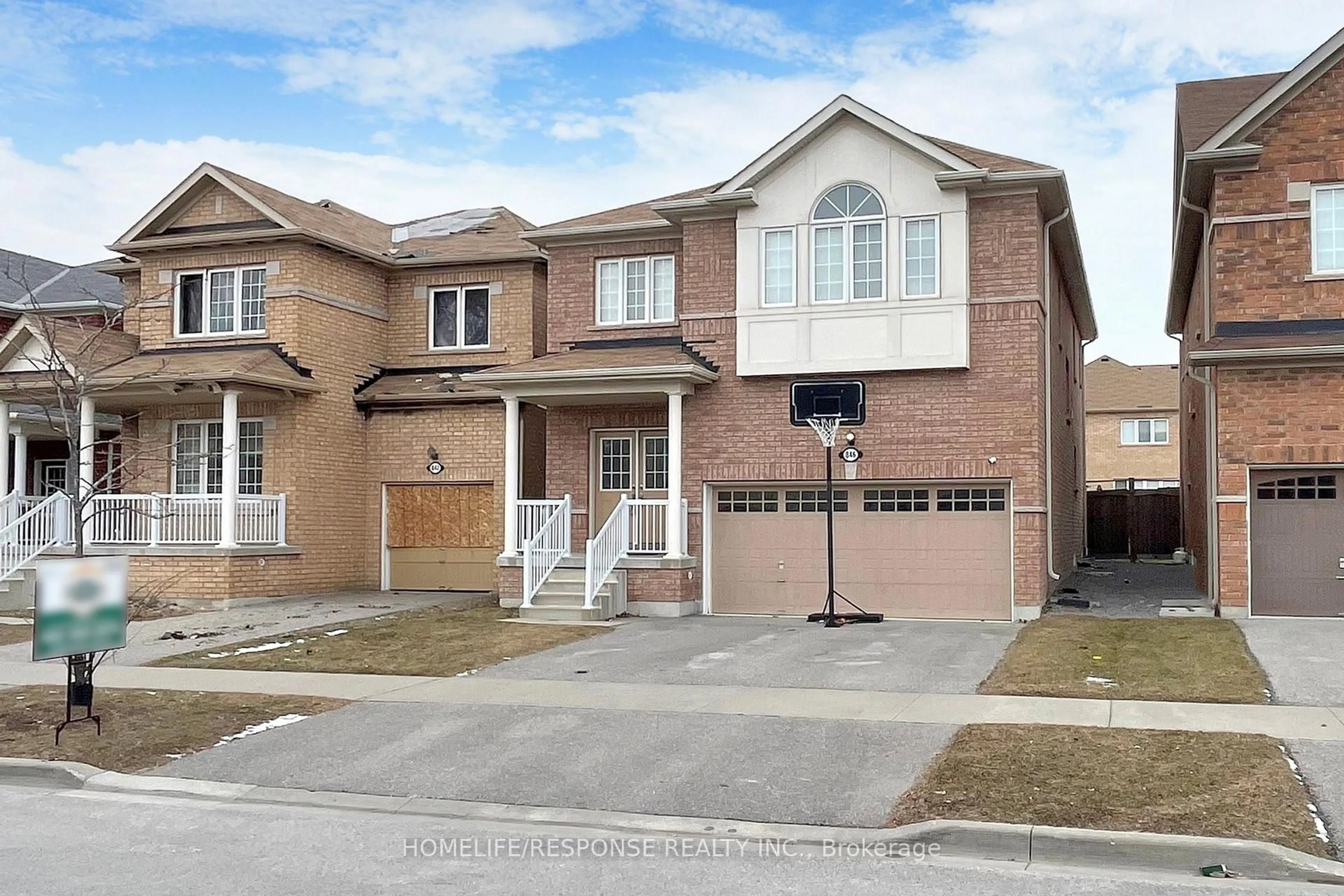 Unknown for 846 Groveland Ave, Oshawa Ontario L1K 0W1