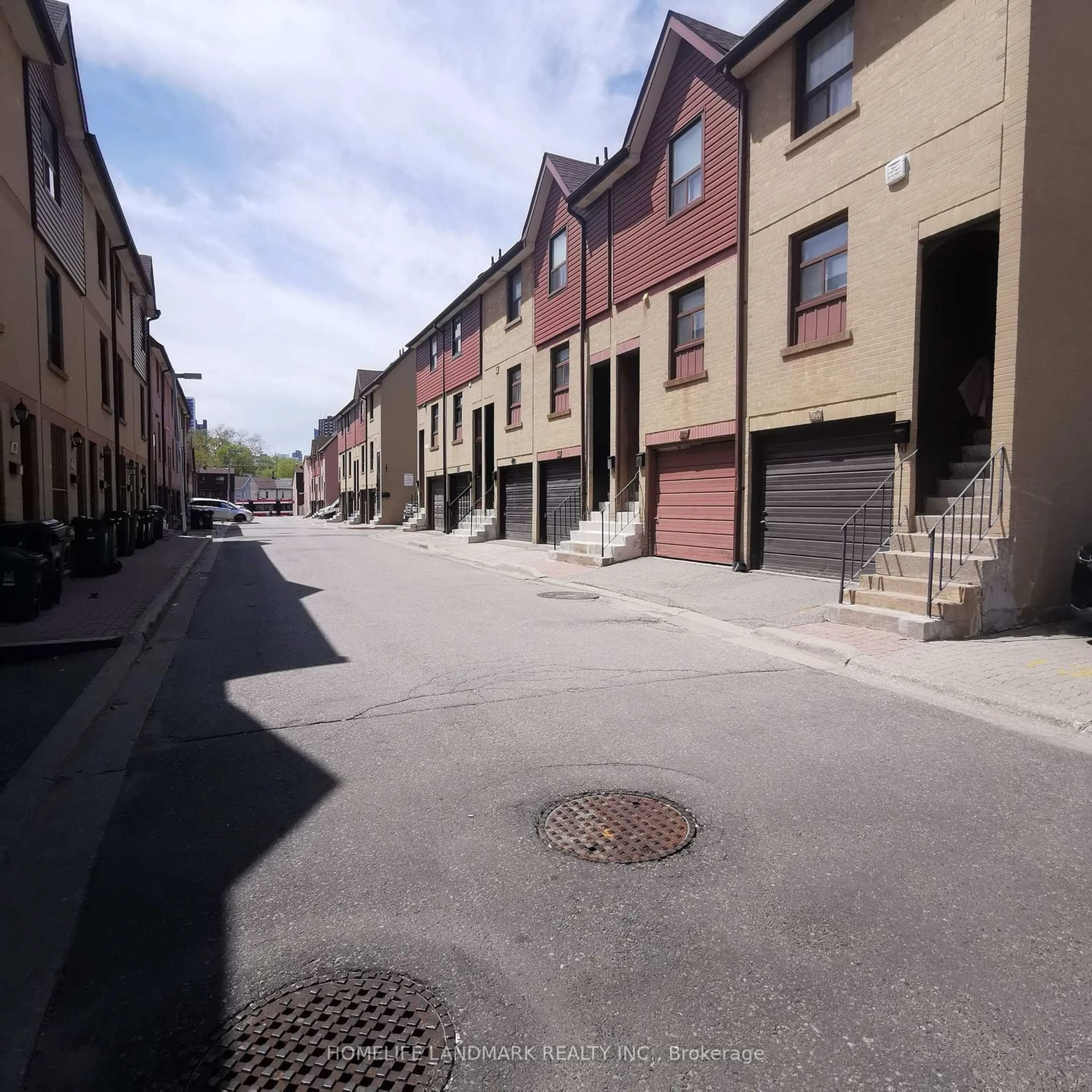 Unknown for 275 Broadview Ave #123, Toronto Ontario M4M 3H5