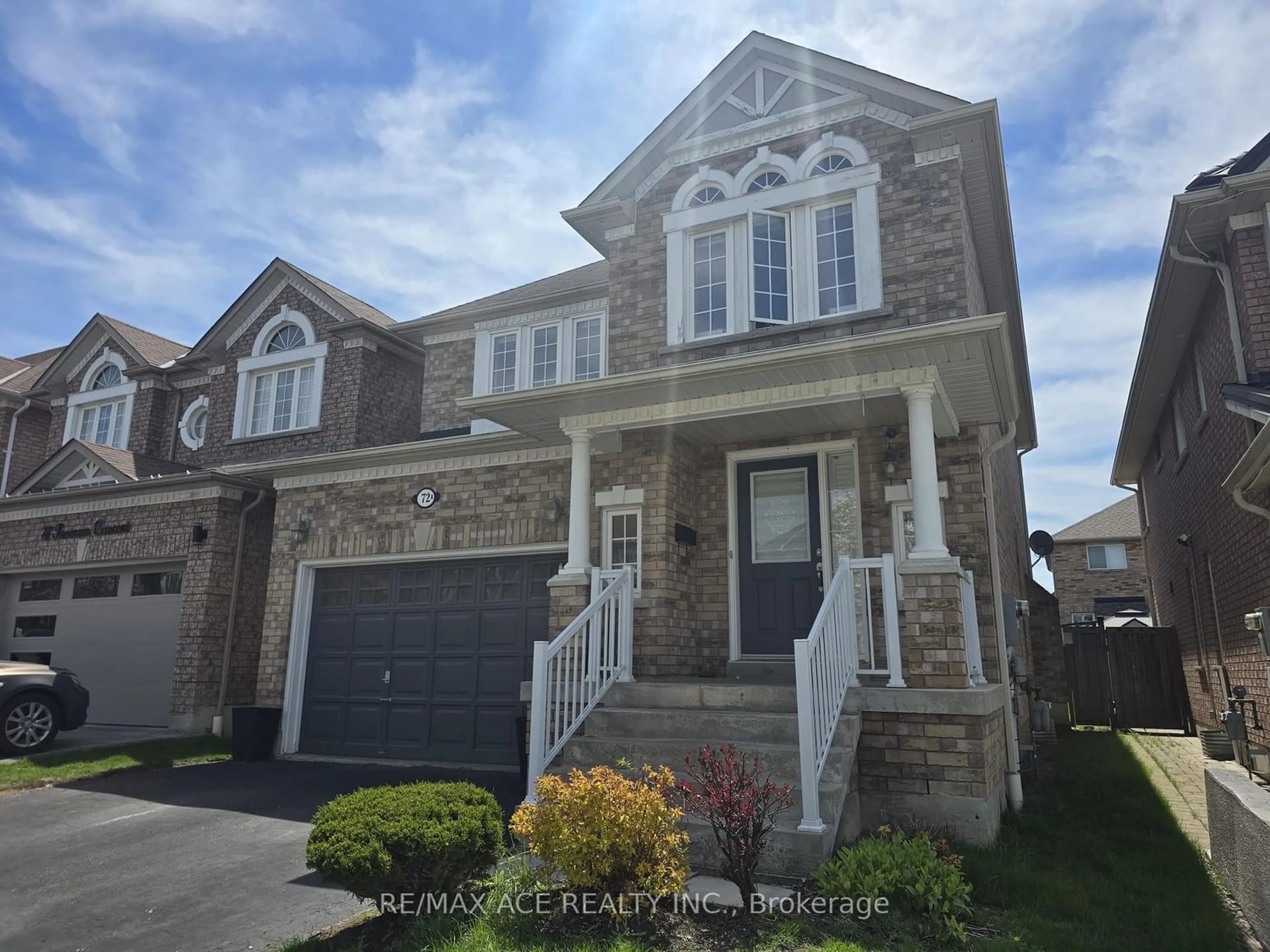 Unknown for 72 Taverner Cres, Ajax Ontario L1T 0K1