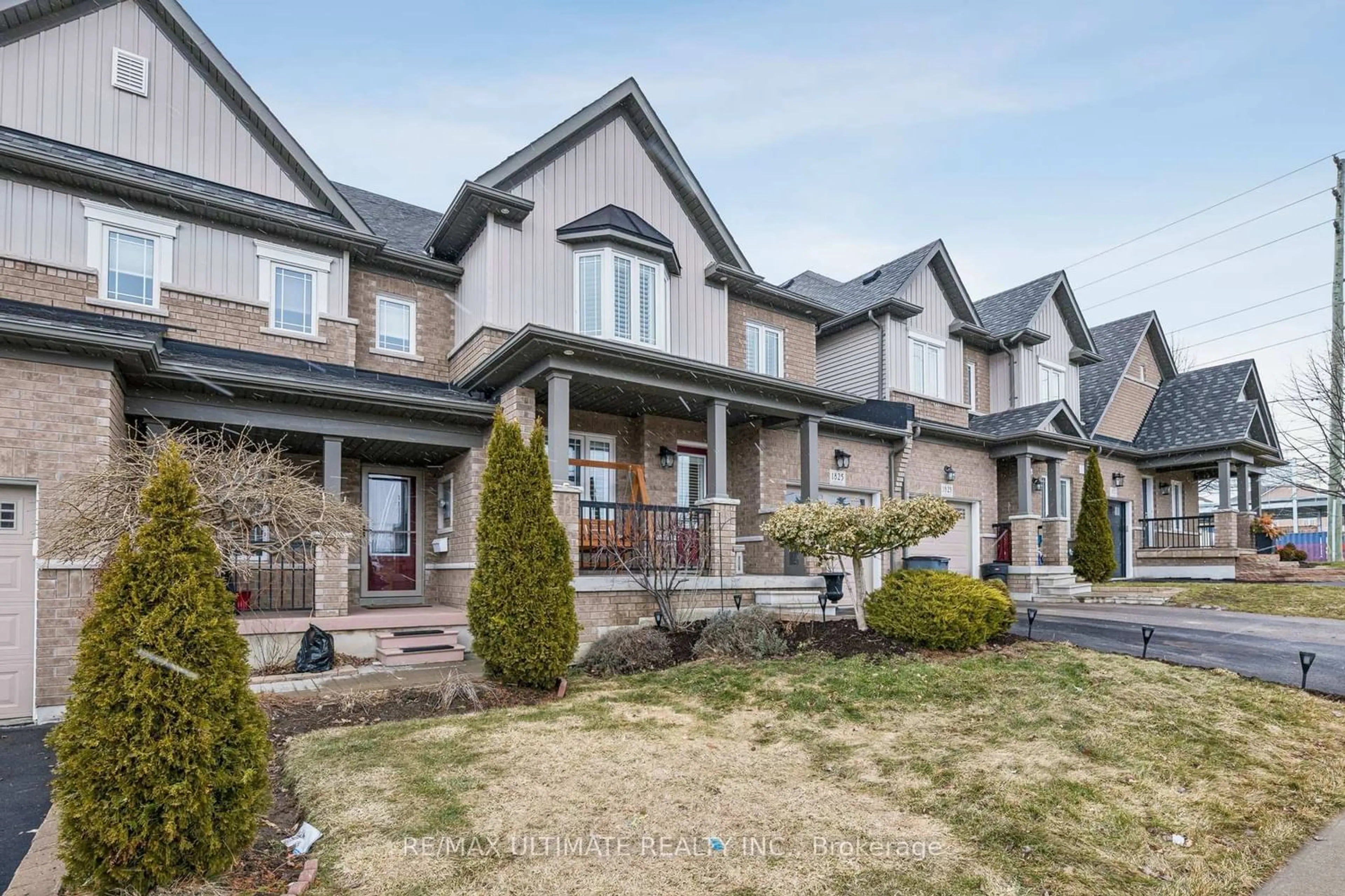 Home with brick exterior material, street for 1825 Silverstone Cres, Oshawa Ontario L1K 0V6