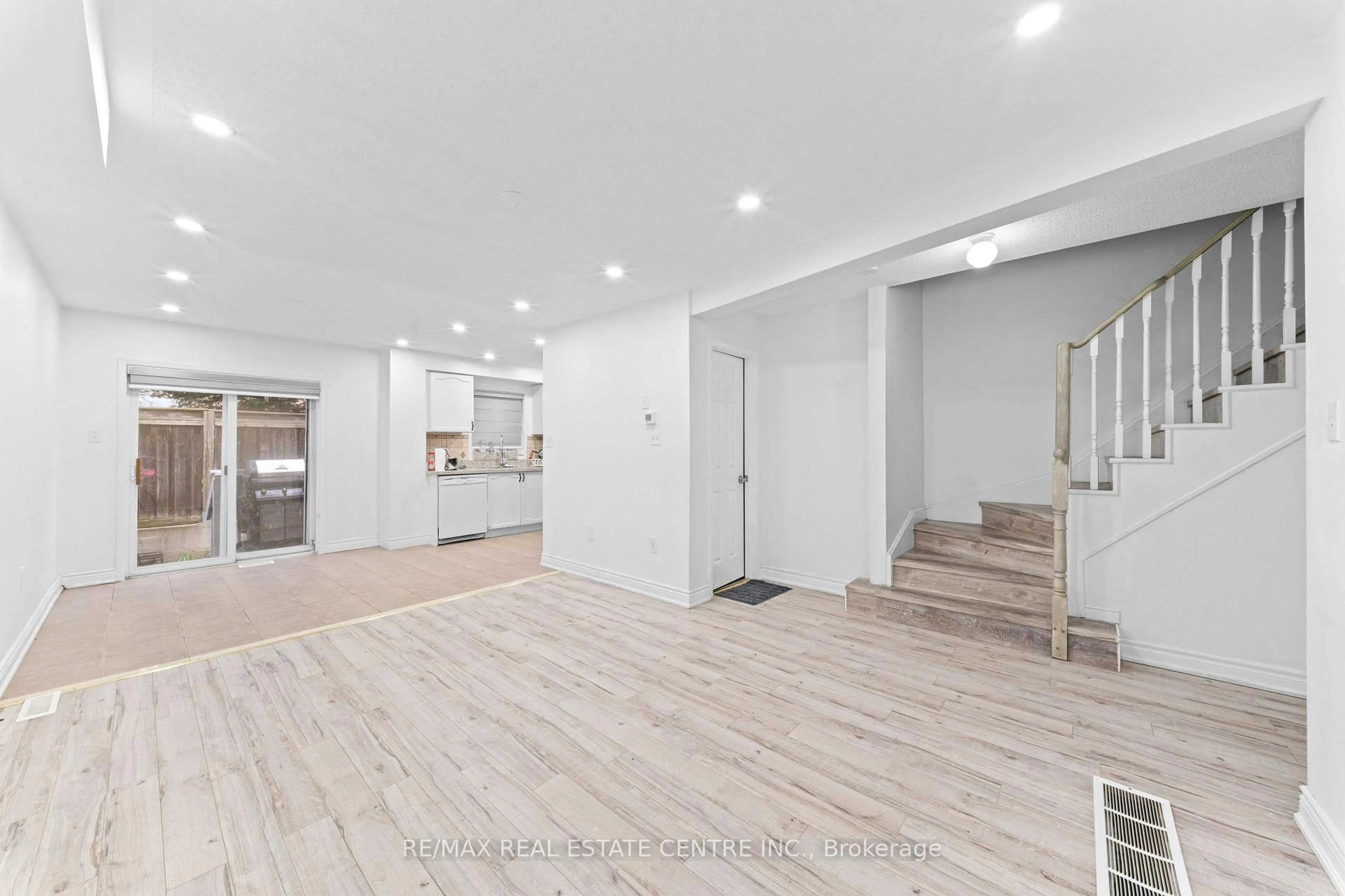 Unknown for 435 Middlefield Rd #42, Toronto Ontario M1S 5W1