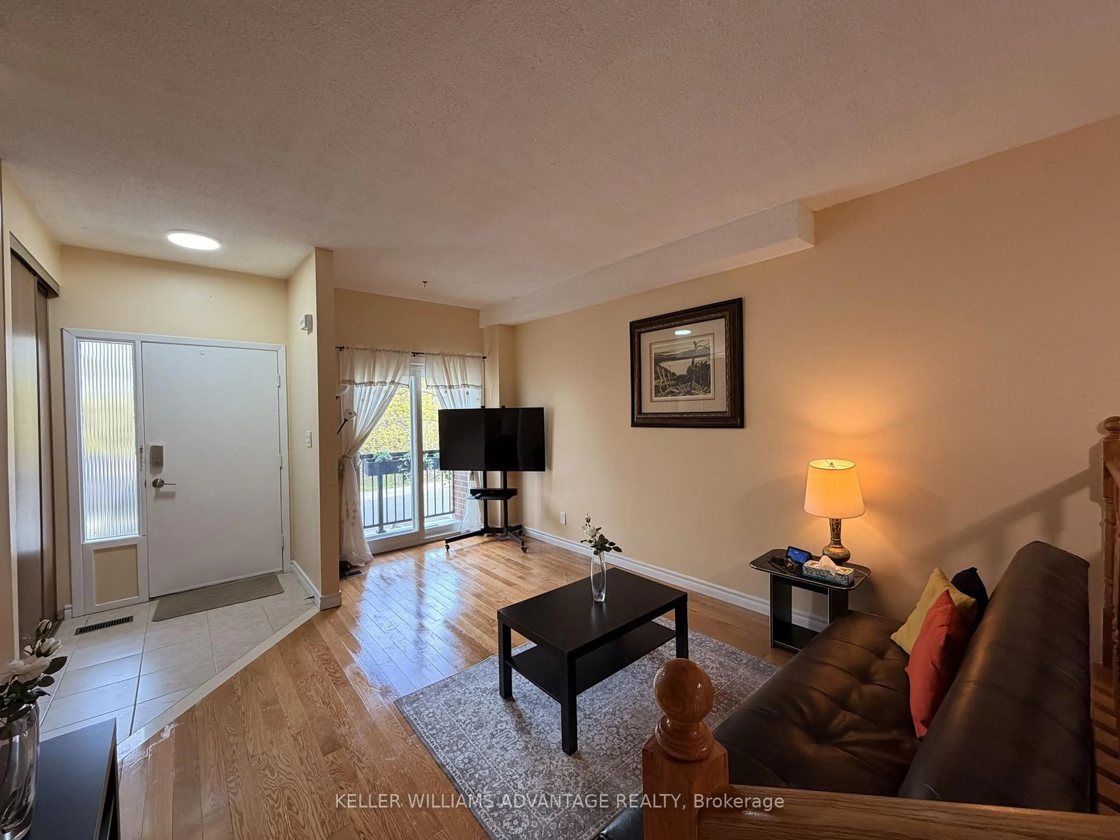 Living room with furniture, unknown for 174 Homestead Rd, Toronto Ontario M1E 3S2
