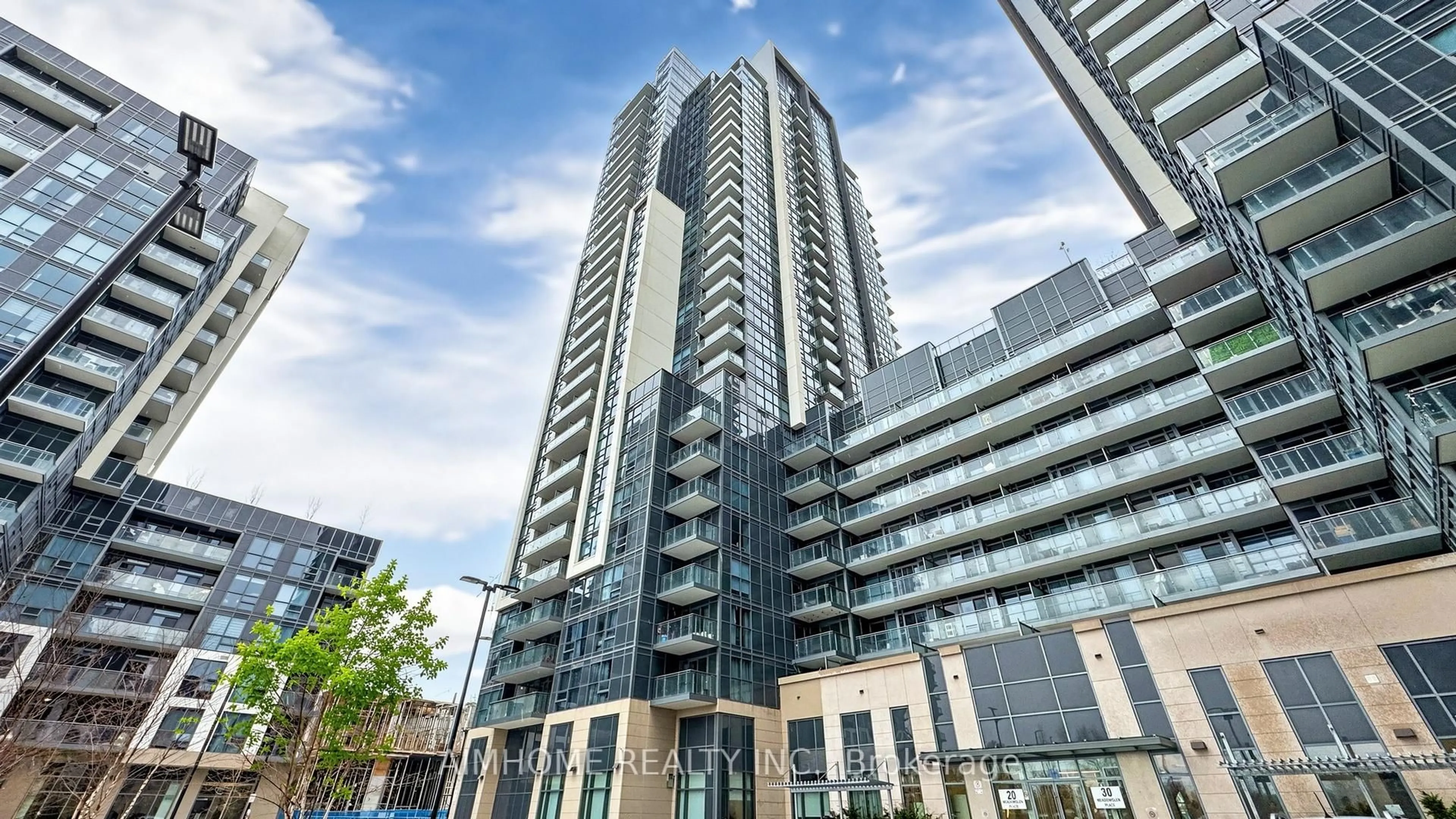 Indoor foyer for 20 Meadowglen Pl #2302, Toronto Ontario M1G 0A9