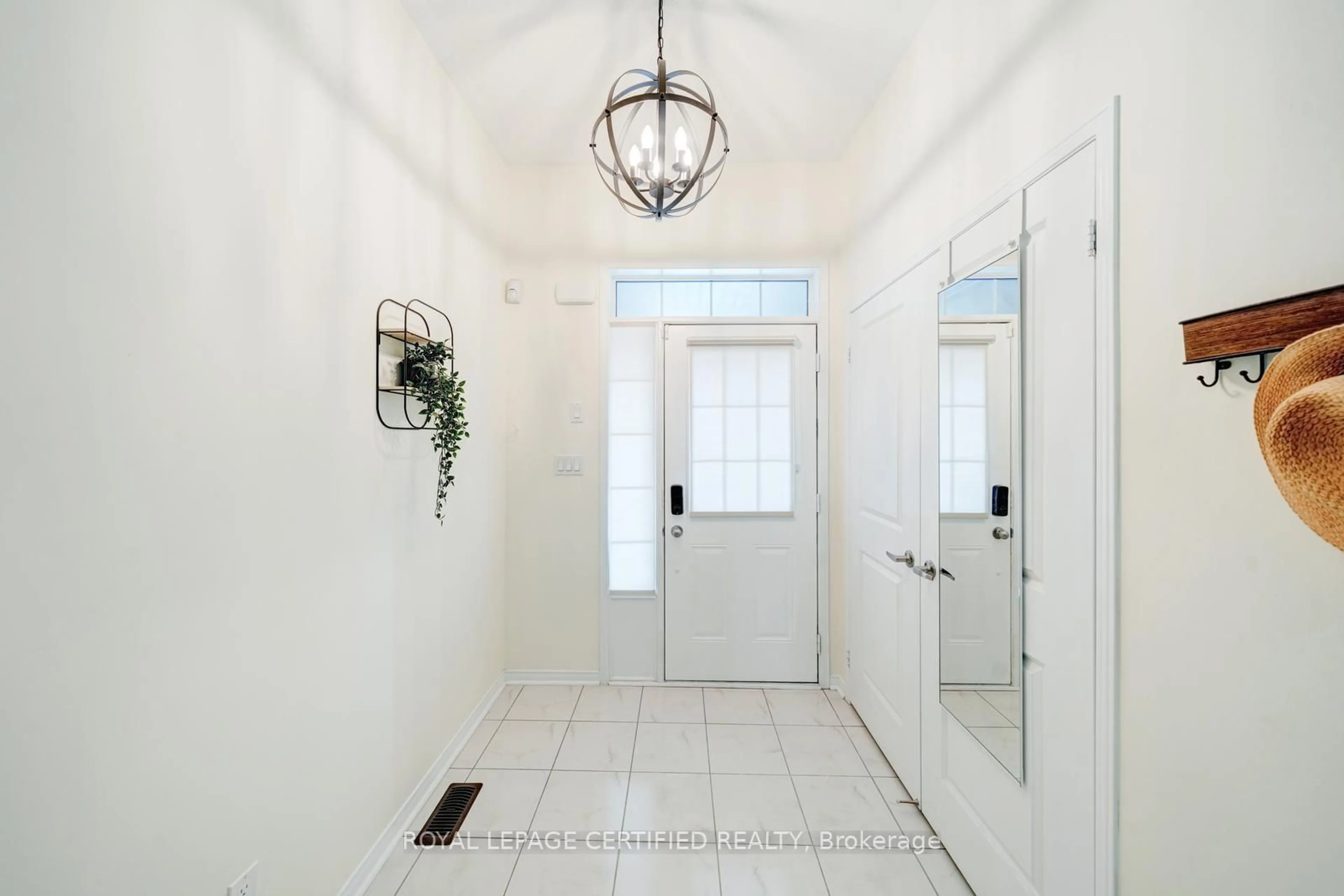 Indoor entryway for 71 Rimrock. Cres, Whitby Ontario L1N 0E5
