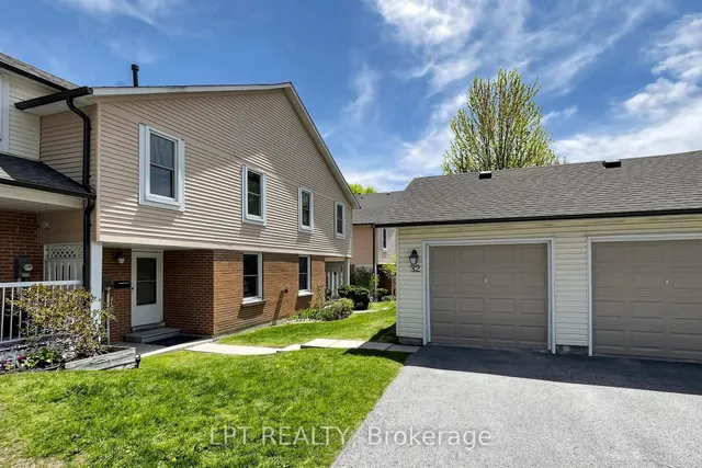 1055 Central Pk Blvd #32, Oshawa 4