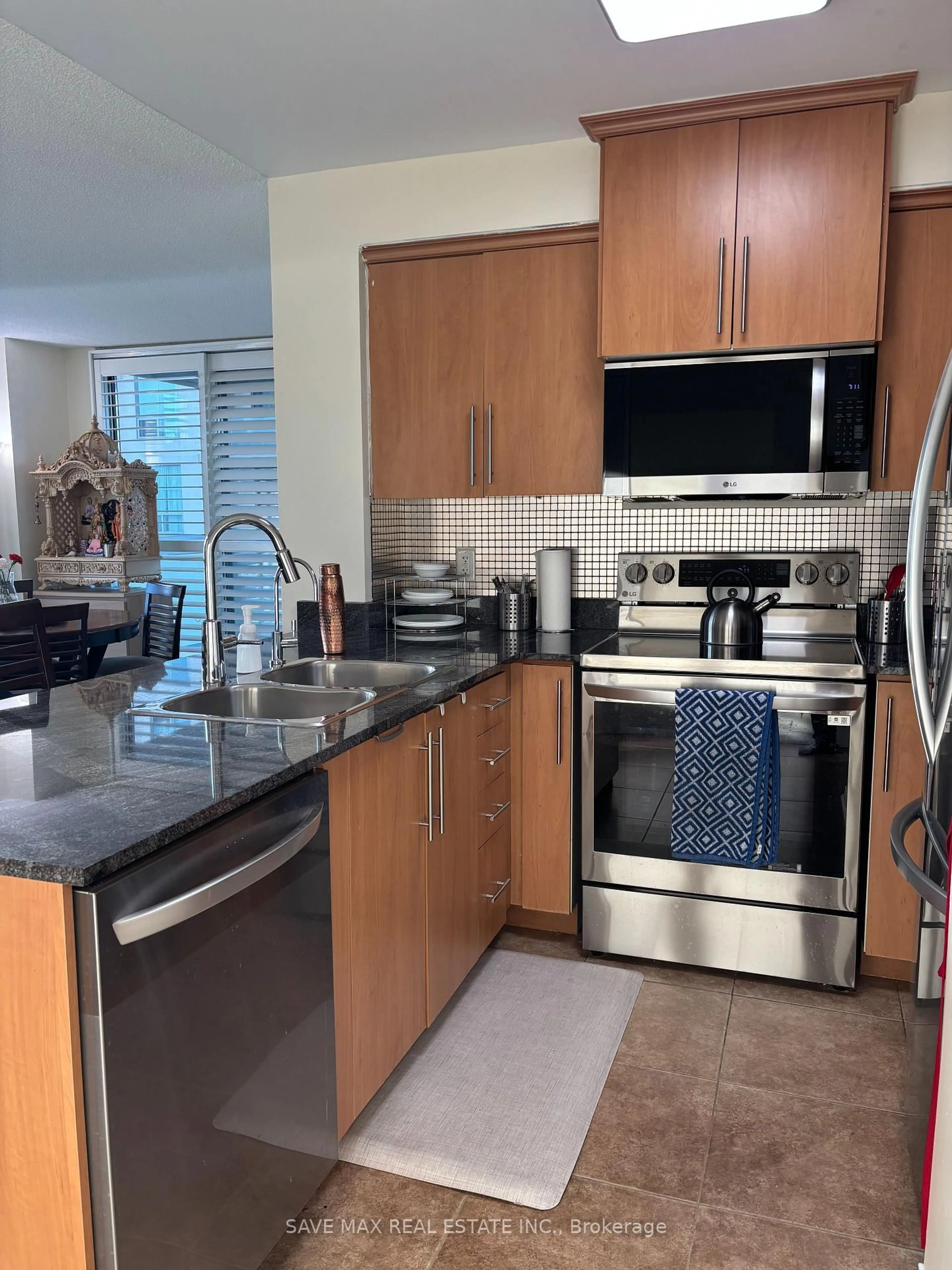 Unknown for 8 Rosebank Dr #2J, Toronto Ontario M1X 1V4