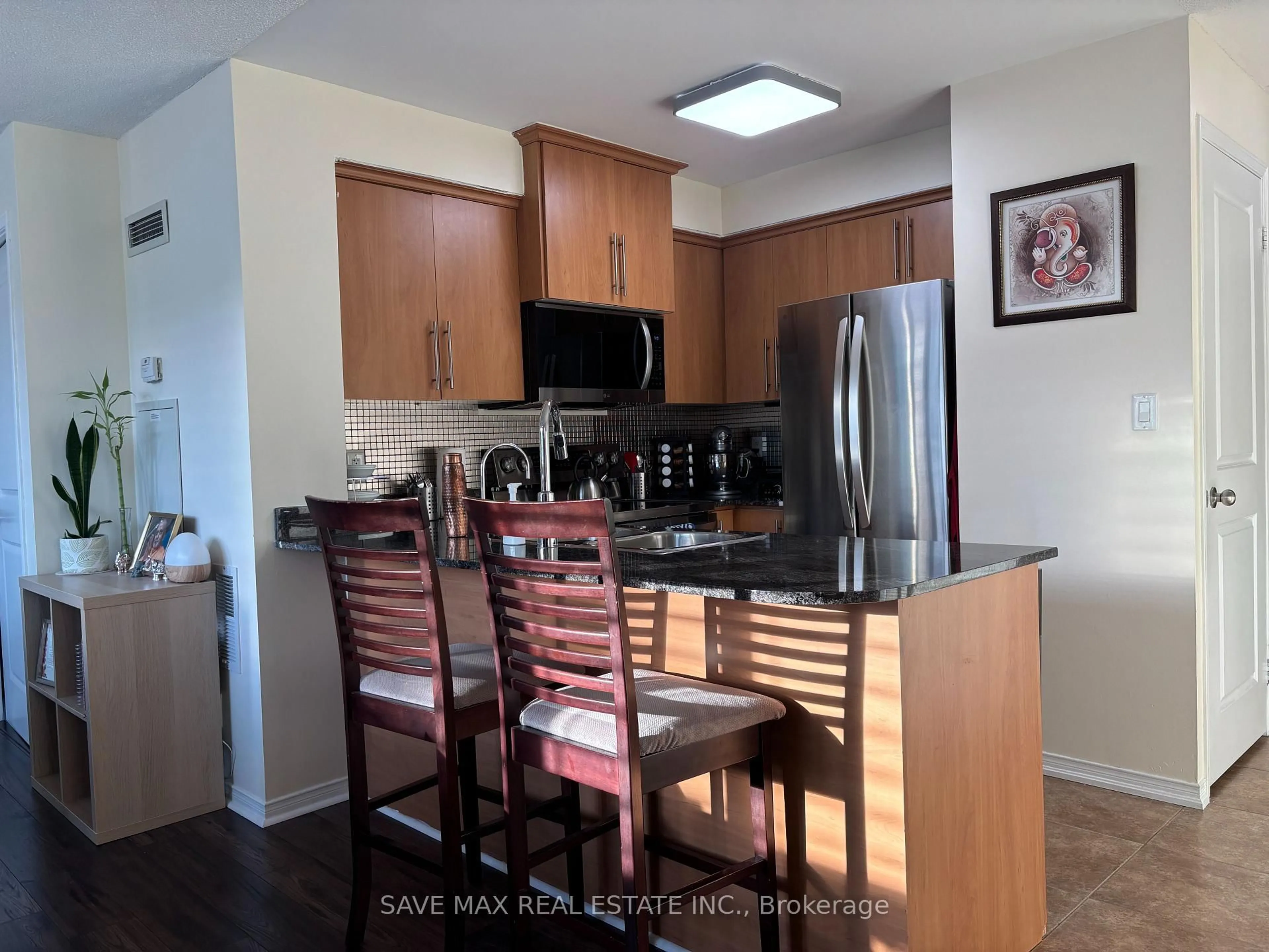 Open concept kitchen, unknown for 8 Rosebank Dr #2J, Toronto Ontario M1X 1V4