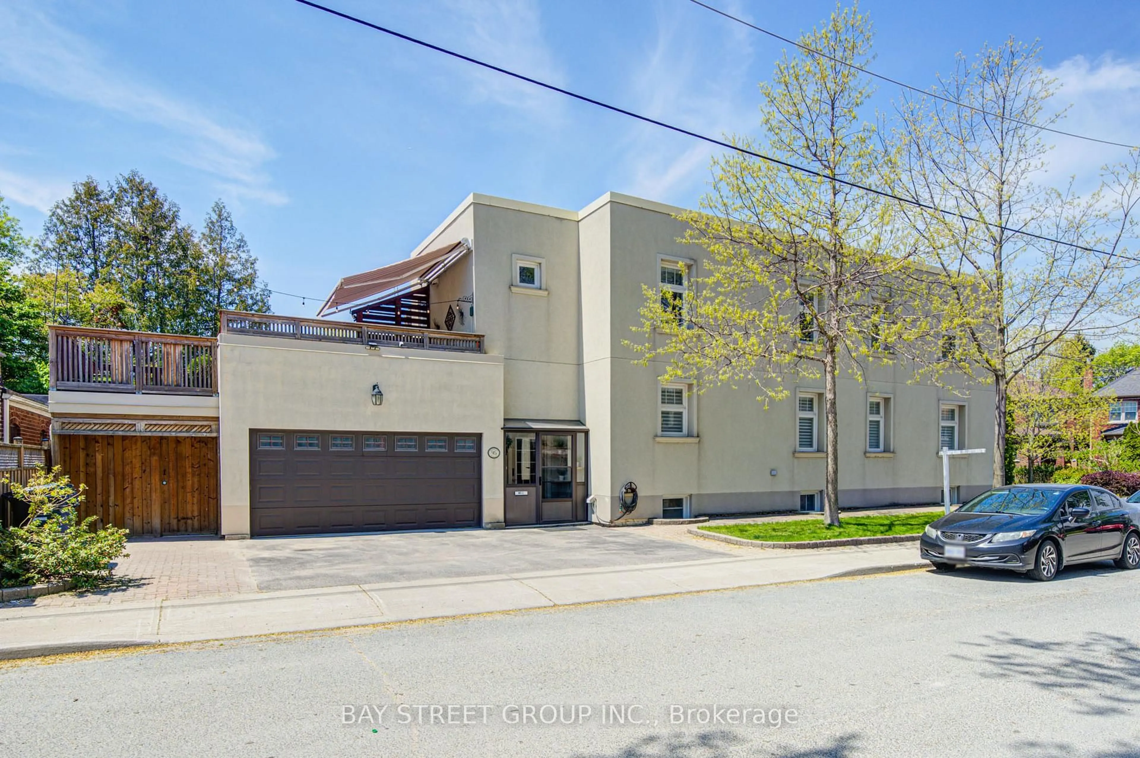 Unknown for 95 Hopedale Ave, Toronto Ontario M4K 3M9