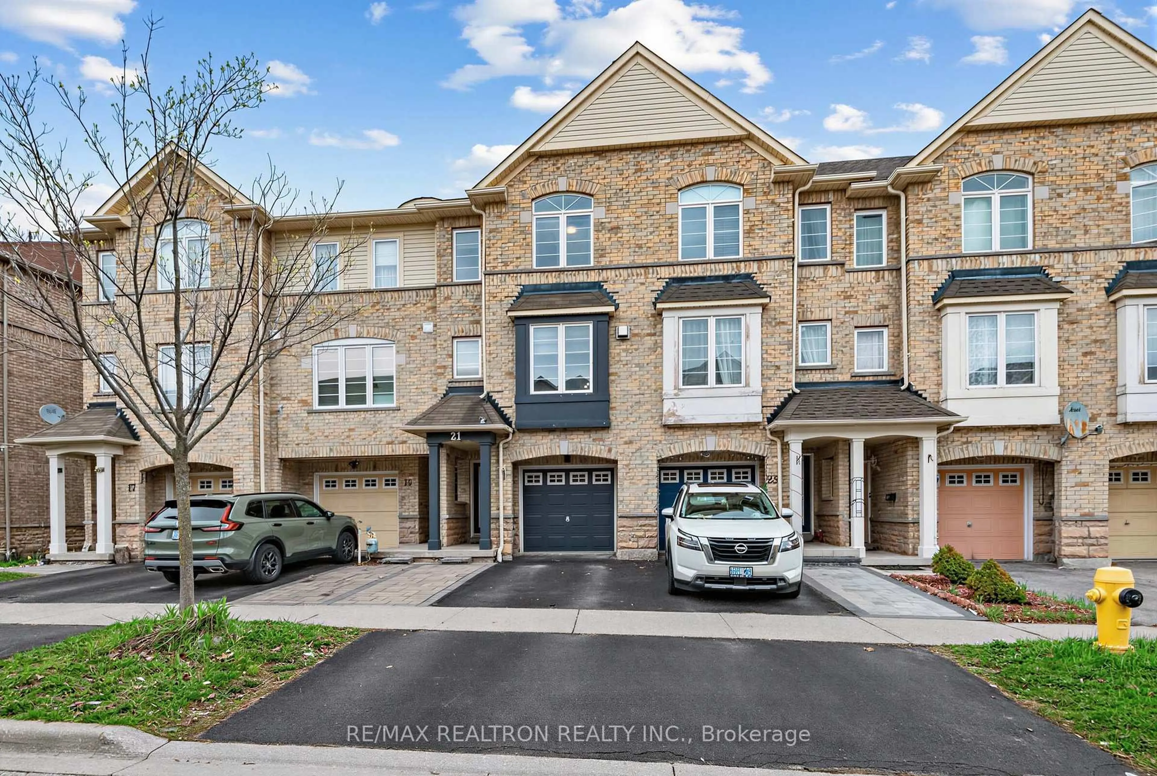 Unknown for 21 Cullcastle St, Ajax Ontario L1S 0B1