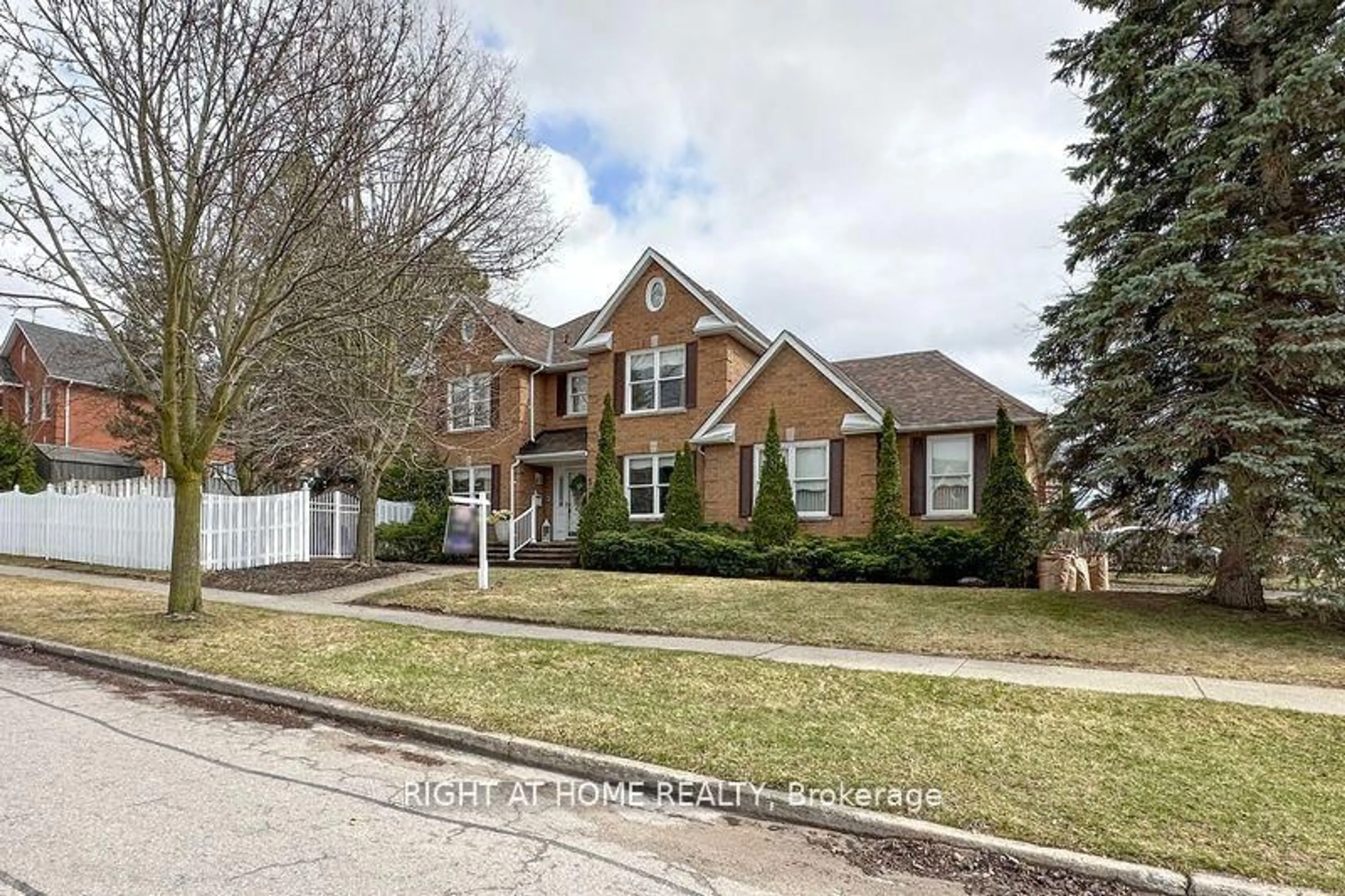 Home with brick exterior material, street for 3 Hampstead Gate, Clarington Ontario L1E 1V2