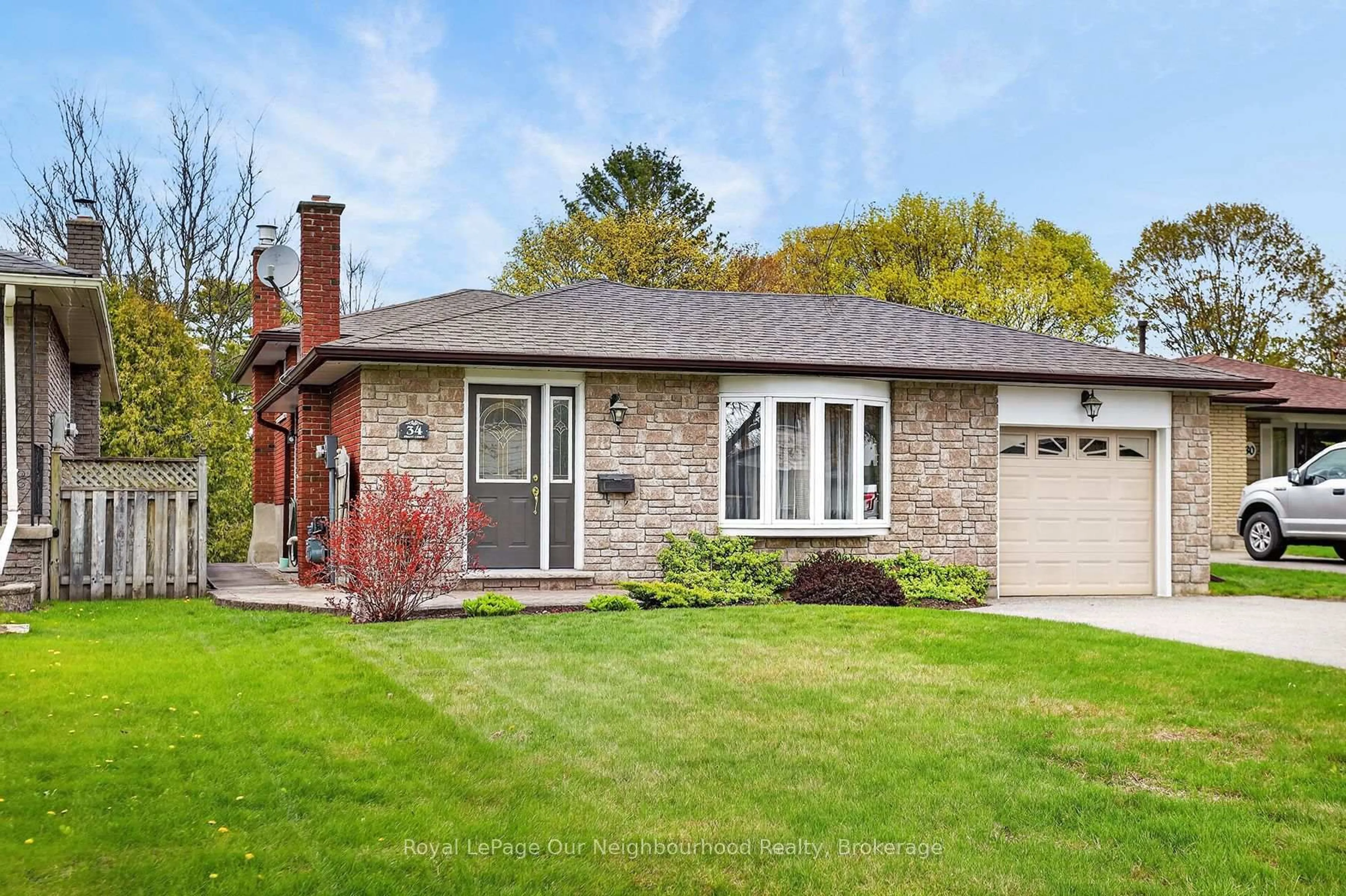 Home with brick exterior material, street for 34 Brant Crt, Oshawa Ontario L1G 4M9