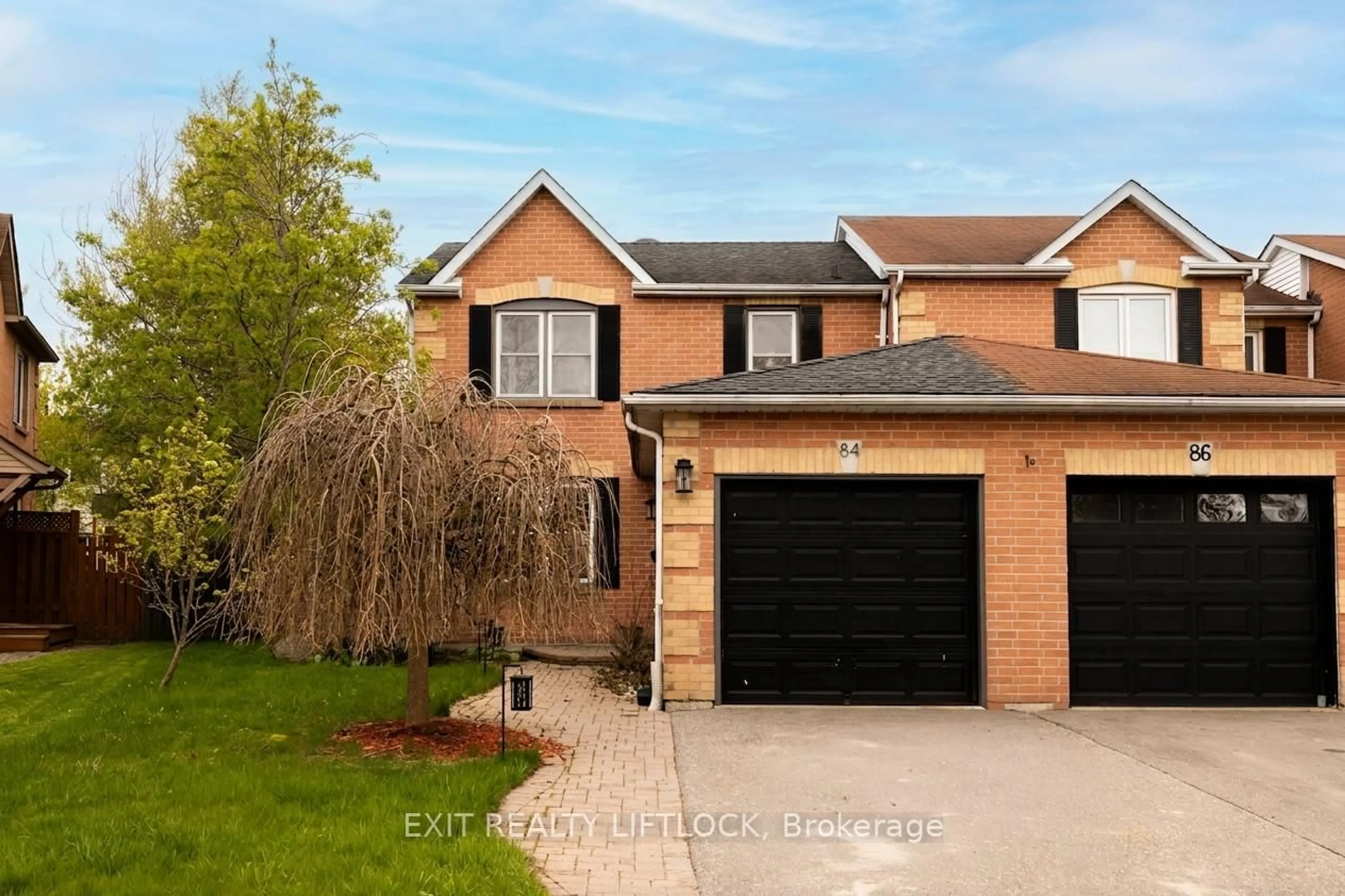 Home with brick exterior material, street for 84 Hillhurst Cres, Clarington Ontario L1E 2A3