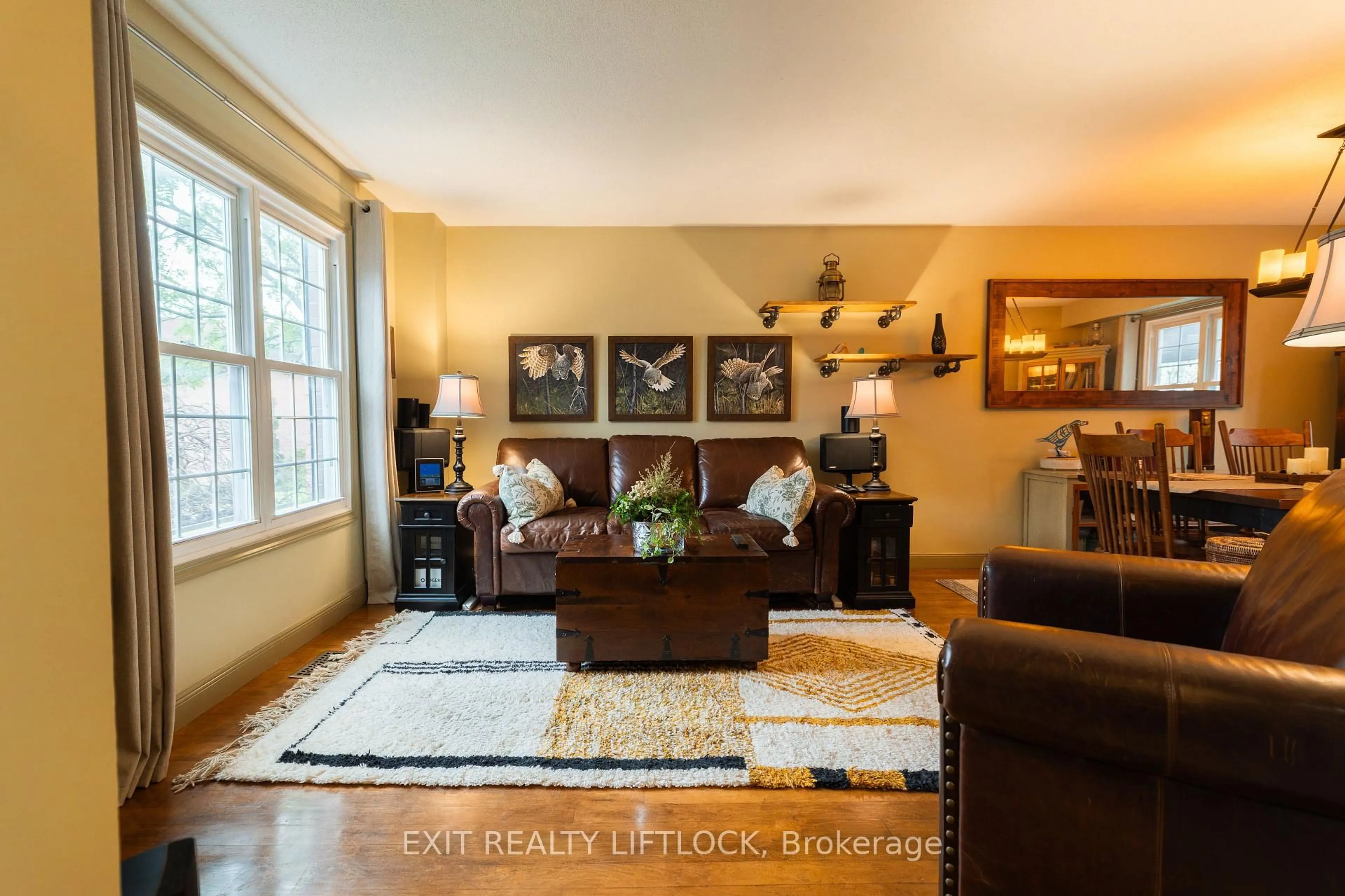 Living room with furniture, unknown for 84 Hillhurst Cres, Clarington Ontario L1E 2A3