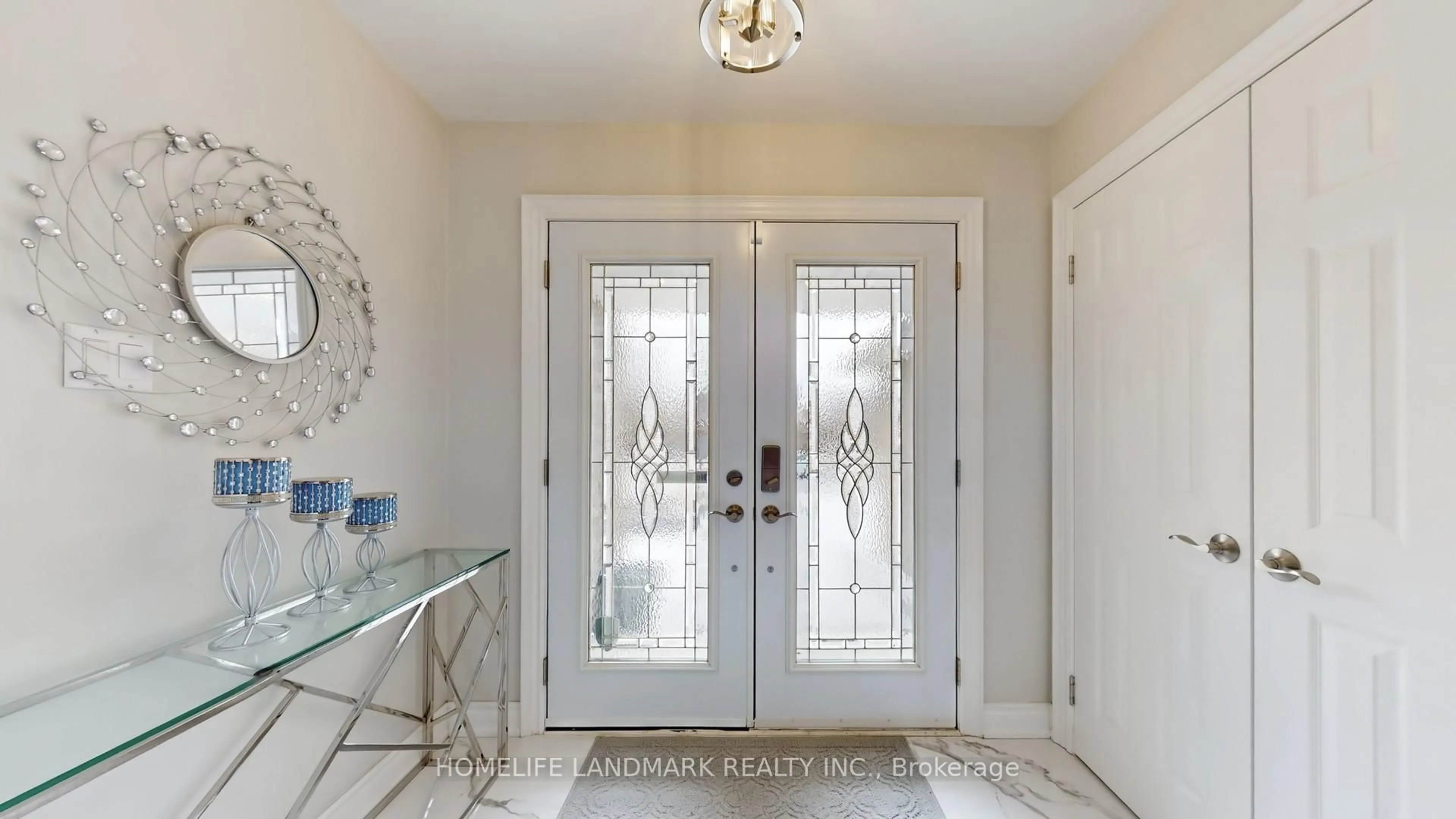 Indoor entryway for 61 Farrow Cres, Ajax Ontario L1S 4W3