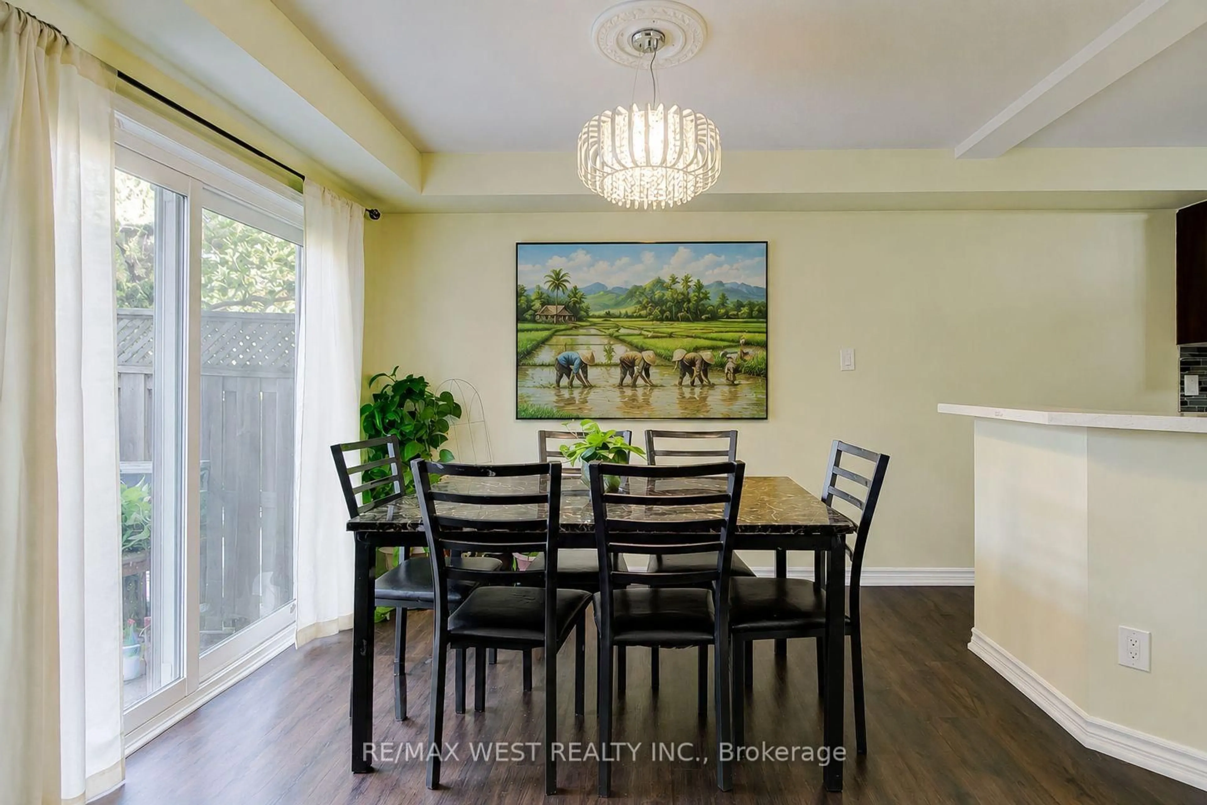 Dining room, wood/laminate floor for 6400 Lawrence Ave #12, Toronto Ontario M1C 5C6