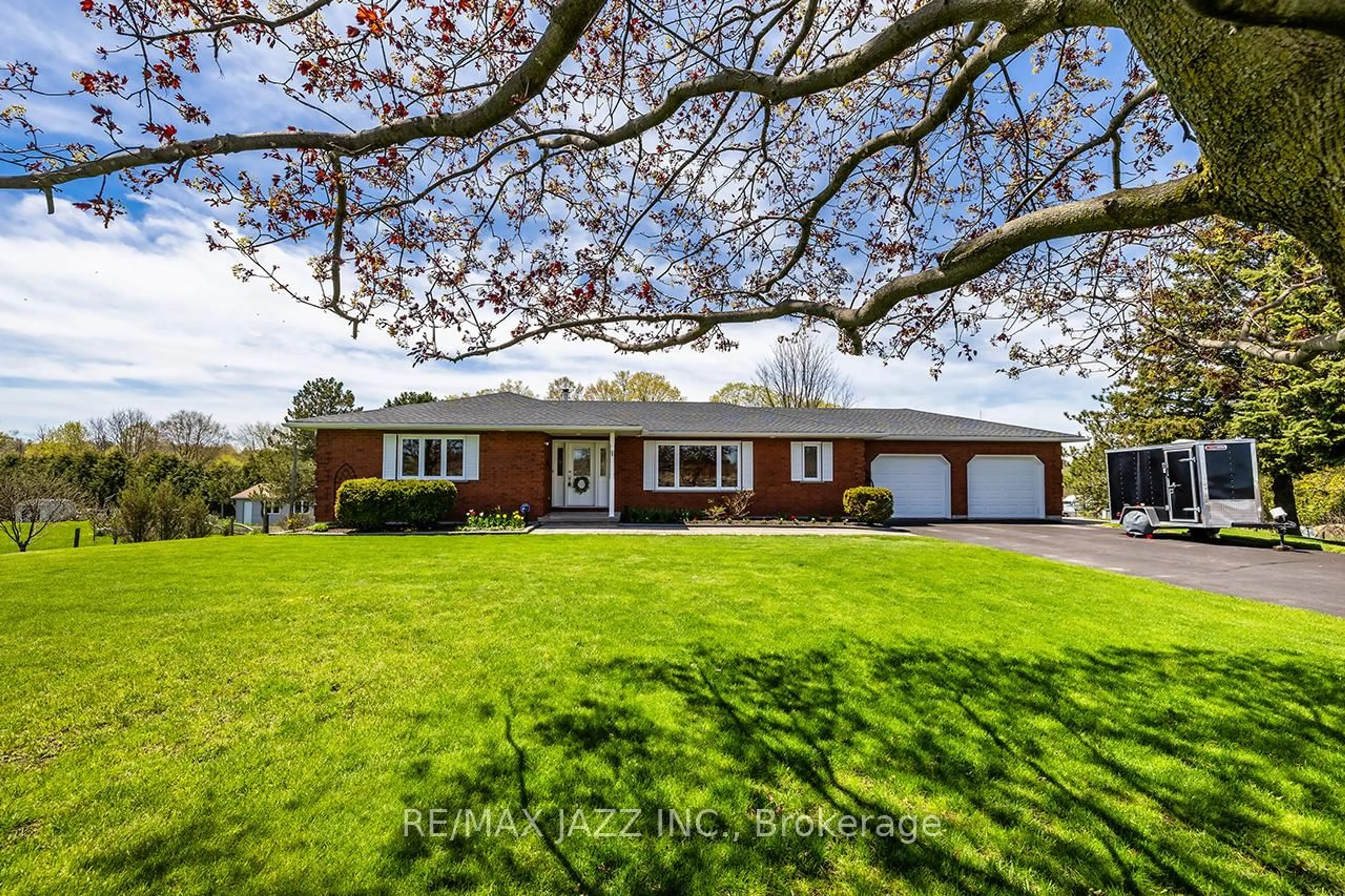 A pic from outside/outdoor area/front of a property/back of a property/a pic from drone, street for 4838 Old Scugog Rd, Clarington Ontario L1C 3K2