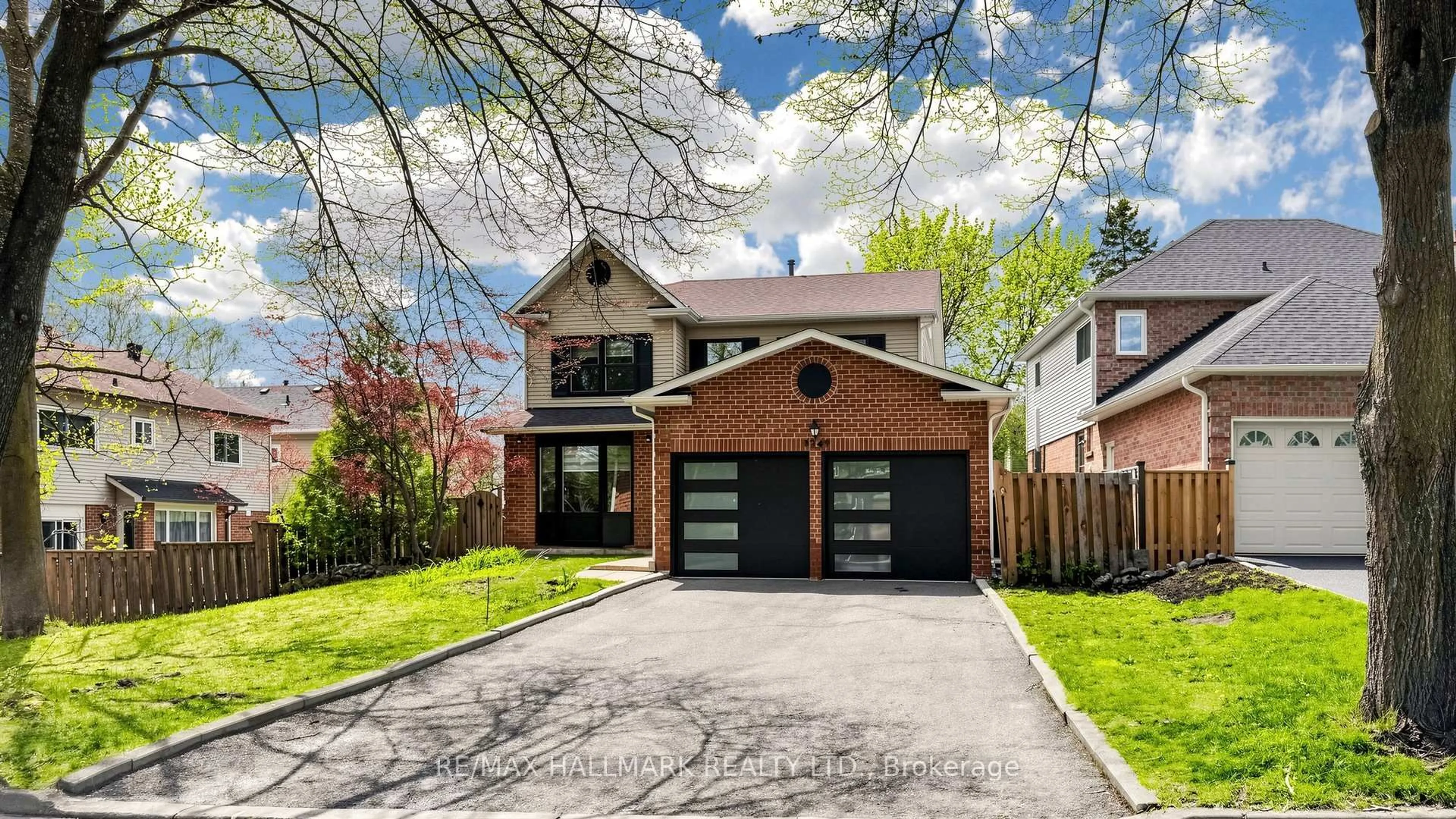 Home with brick exterior material, street for 1249 Fieldstone Circ, Pickering Ontario L1X 1B9