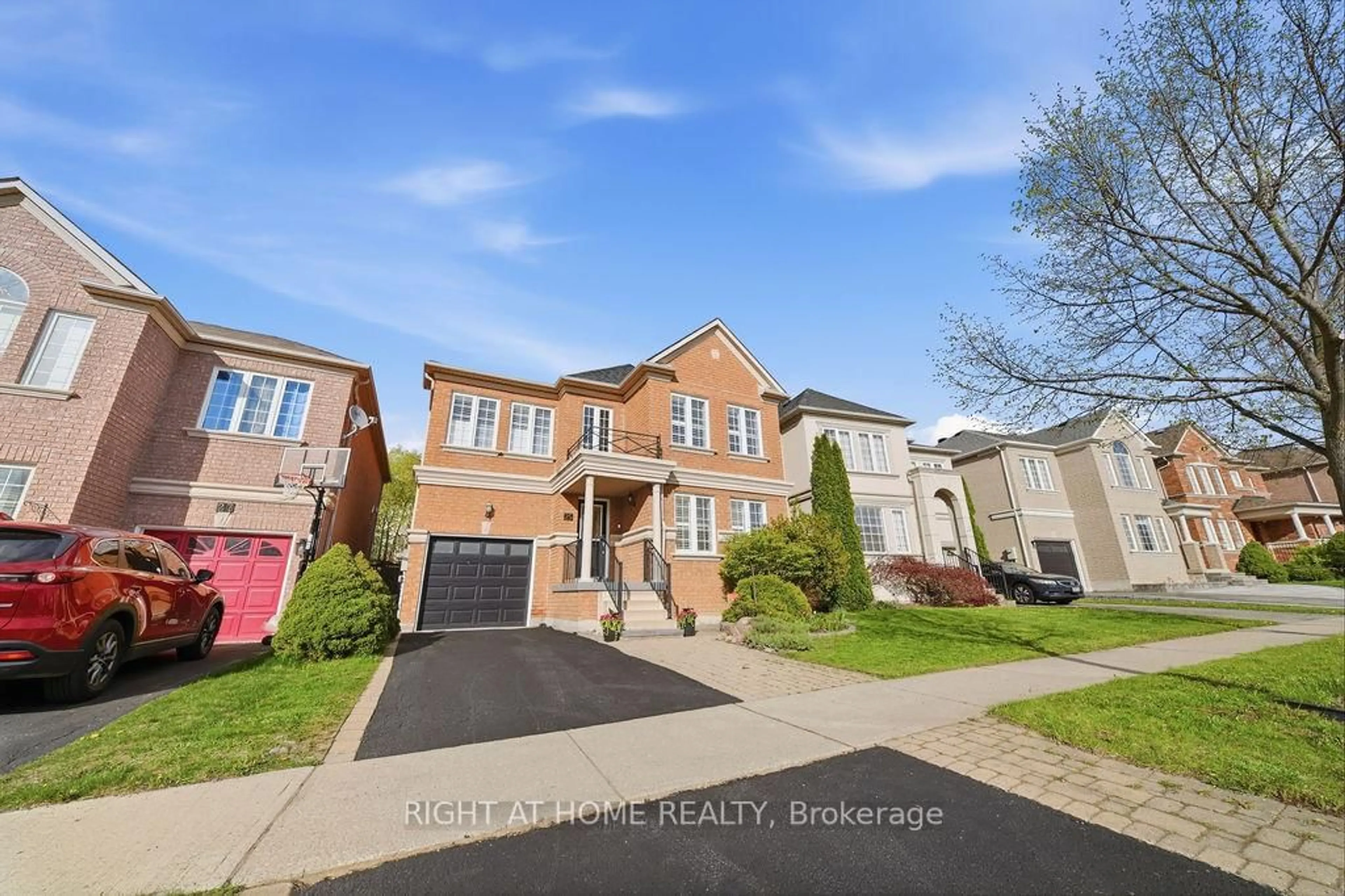 Unknown for 25 Nobbs Dr, Ajax Ontario L1T 4M1
