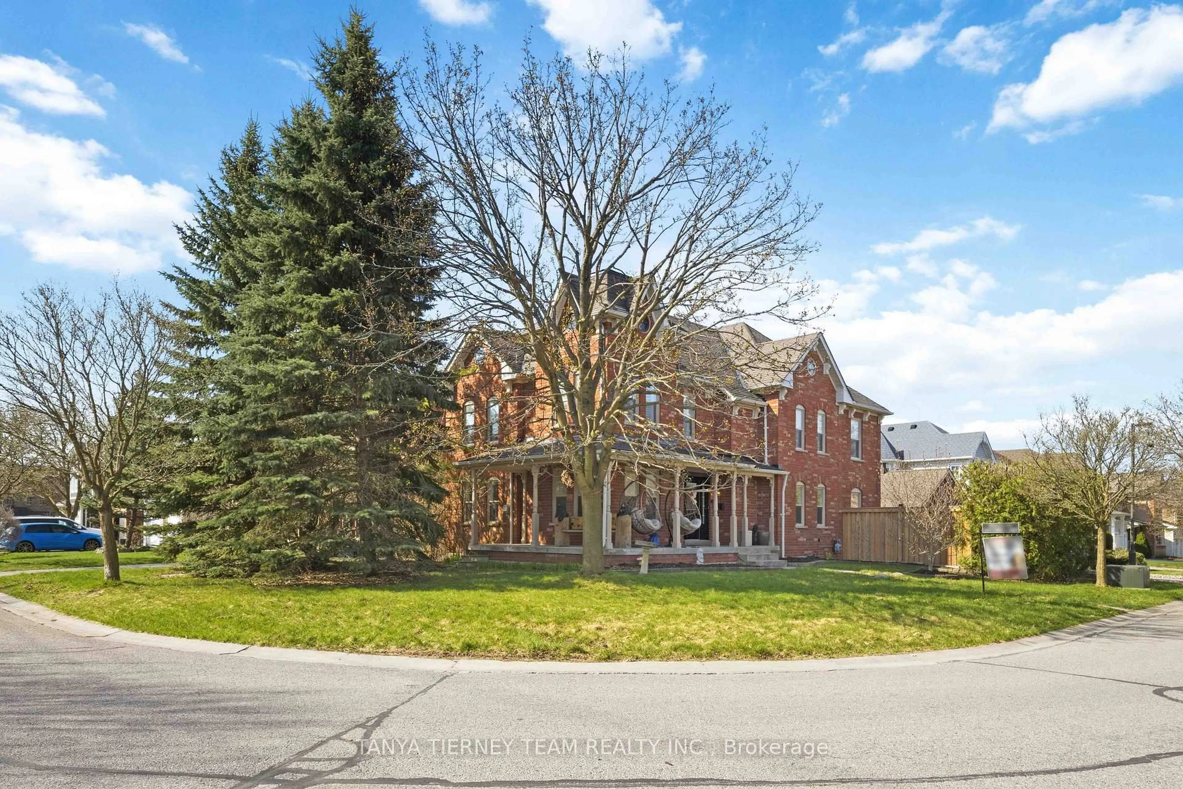 Unknown for 41 Zachary Pl, Whitby Ontario L1M 1E1