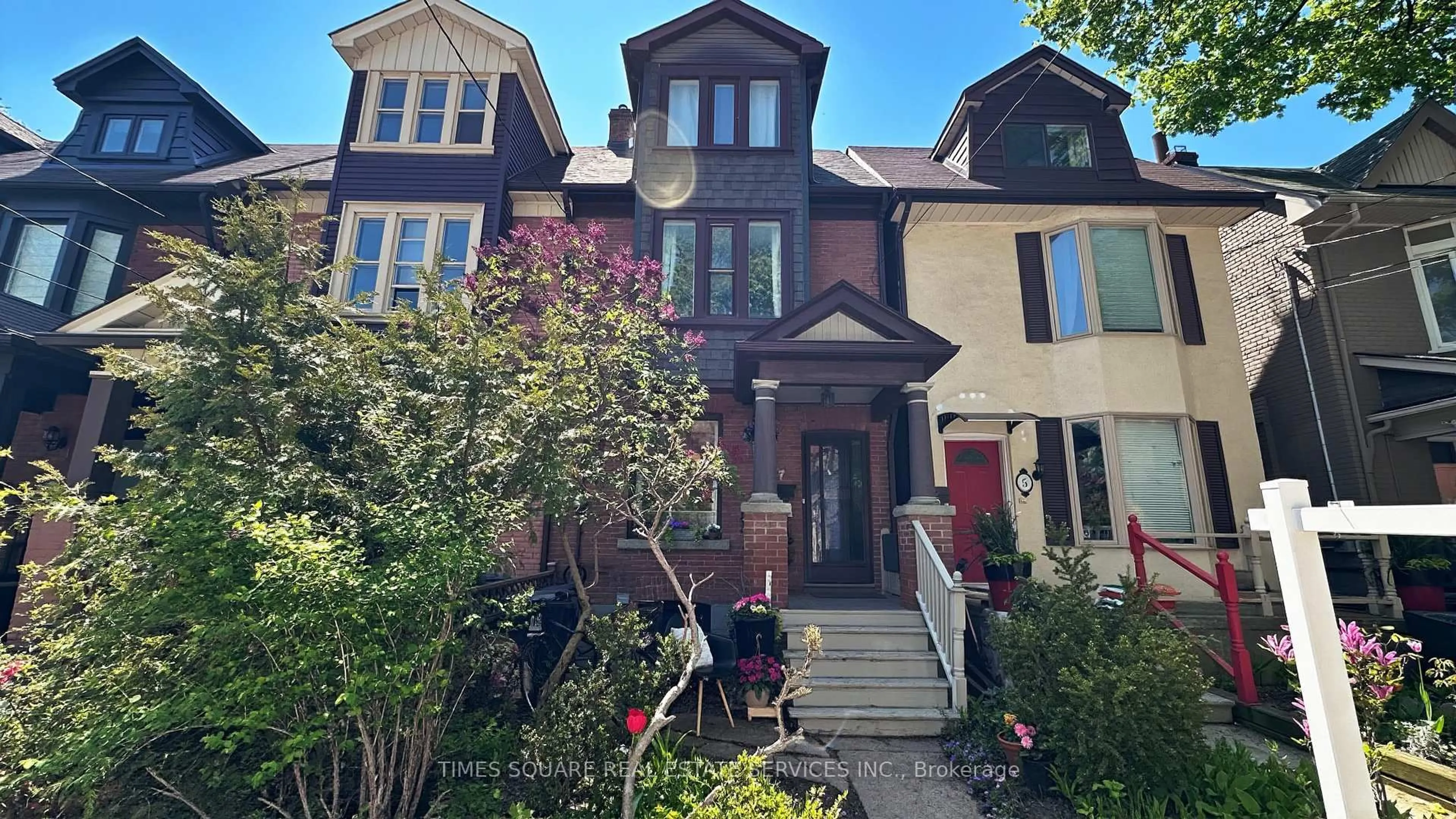 Home with brick exterior material, street for 7 Badgerow Ave, Toronto Ontario M4M 1T9
