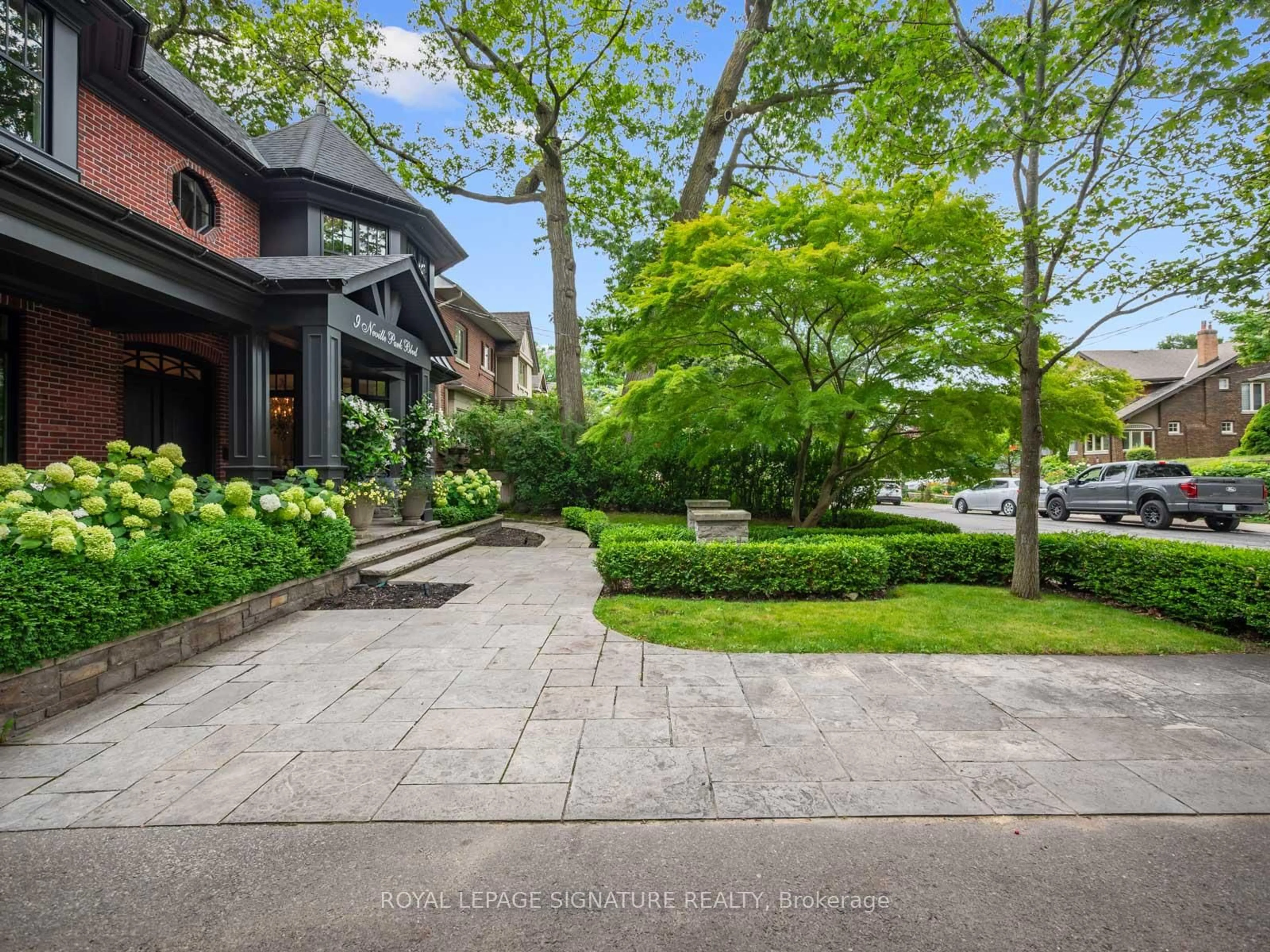 Patio, street for 9 Neville Park Blvd, Toronto Ontario M4E 3P5