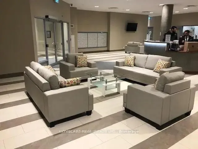 2152 Lawrence Ave #606, Toronto 5