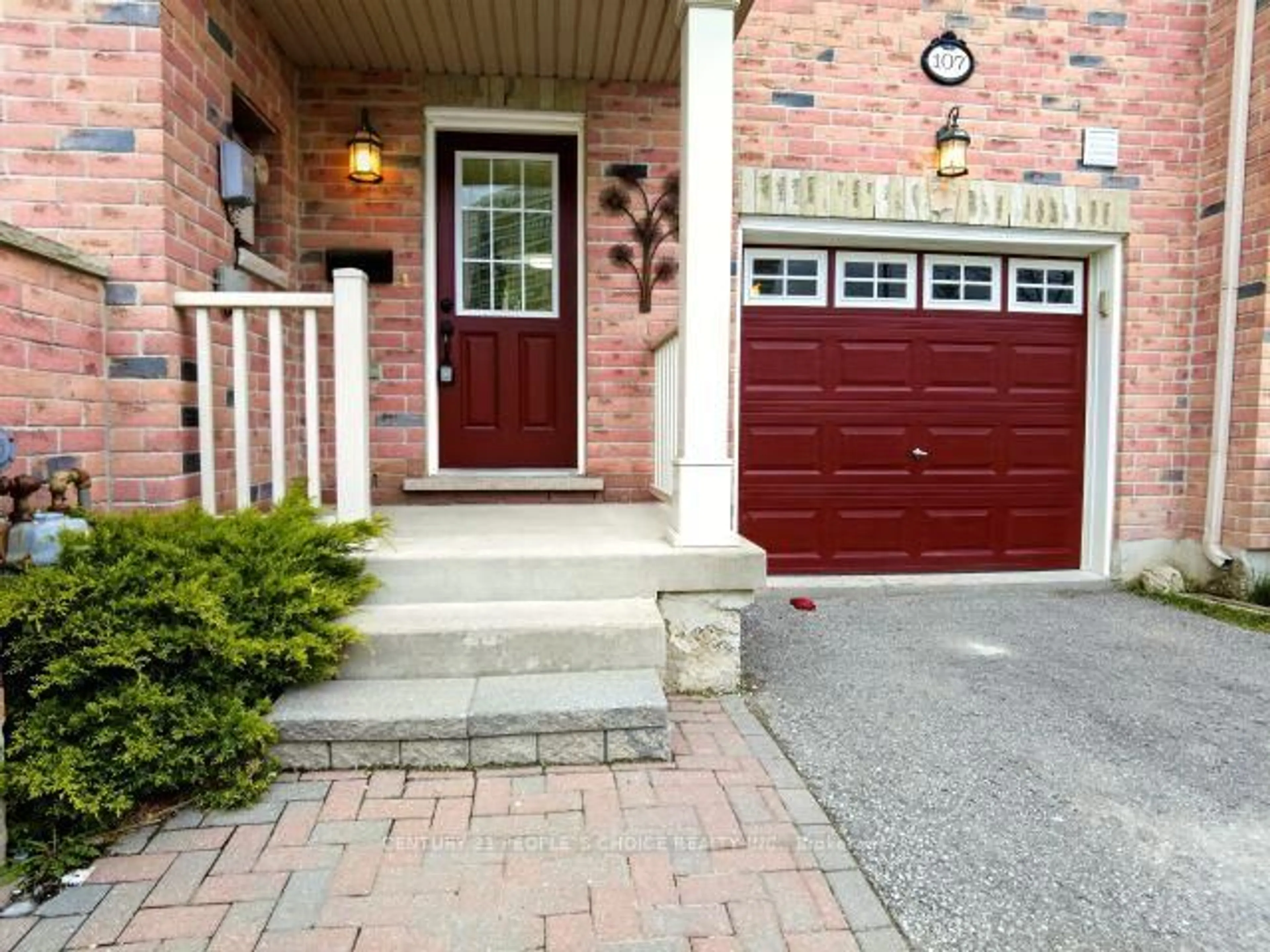 Home with brick exterior material, street for 107 National St, Toronto Ontario M1M 0A3