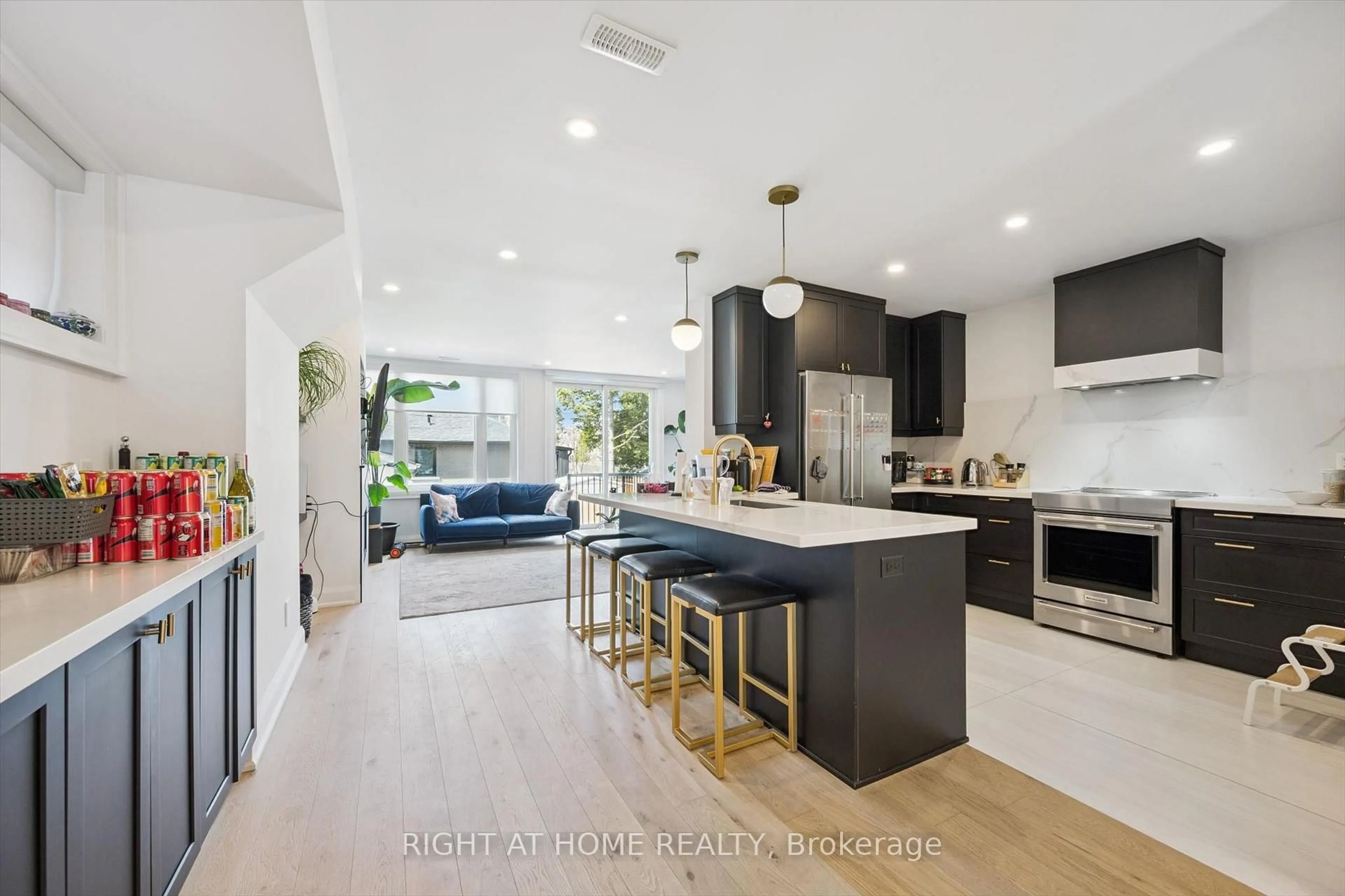 Open concept kitchen, unknown for 814 Coxwell Ave, Toronto Ontario M4C 3E6