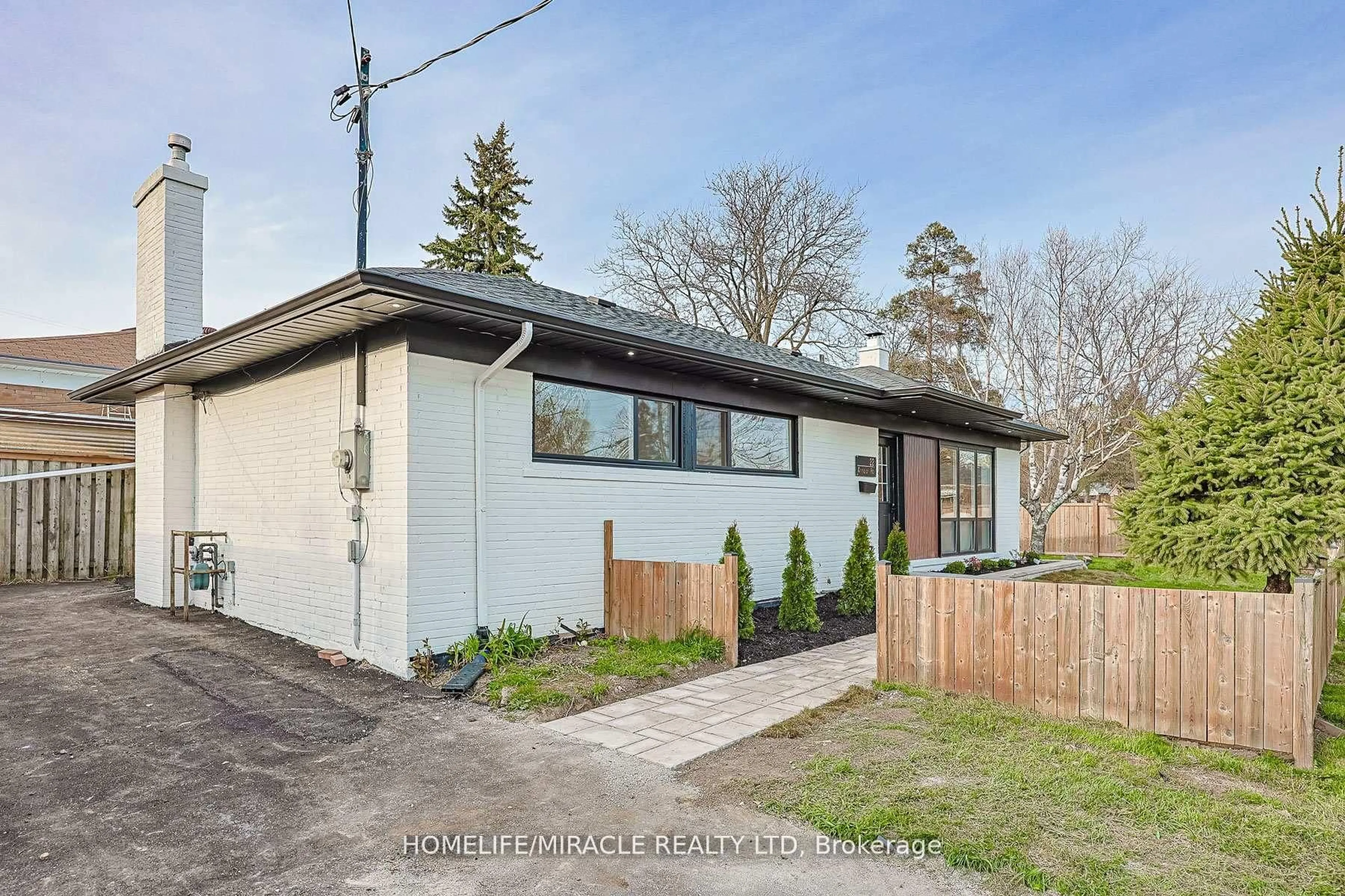 Unknown for 22 Arnprior Rd, Toronto Ontario M1K 5A6