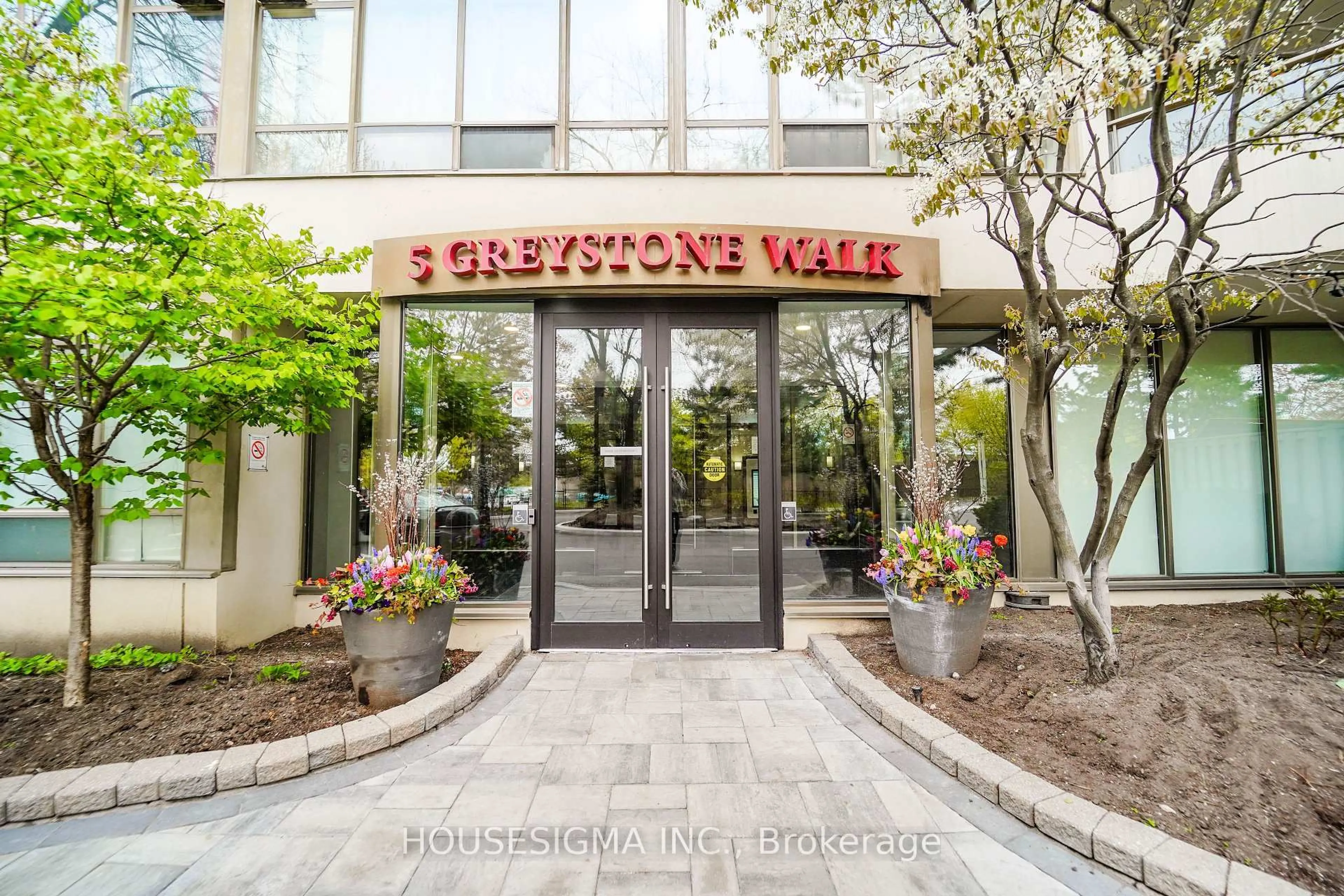 Indoor foyer for 5 Greystone Walk Dr #1602, Toronto Ontario M1K 5J5