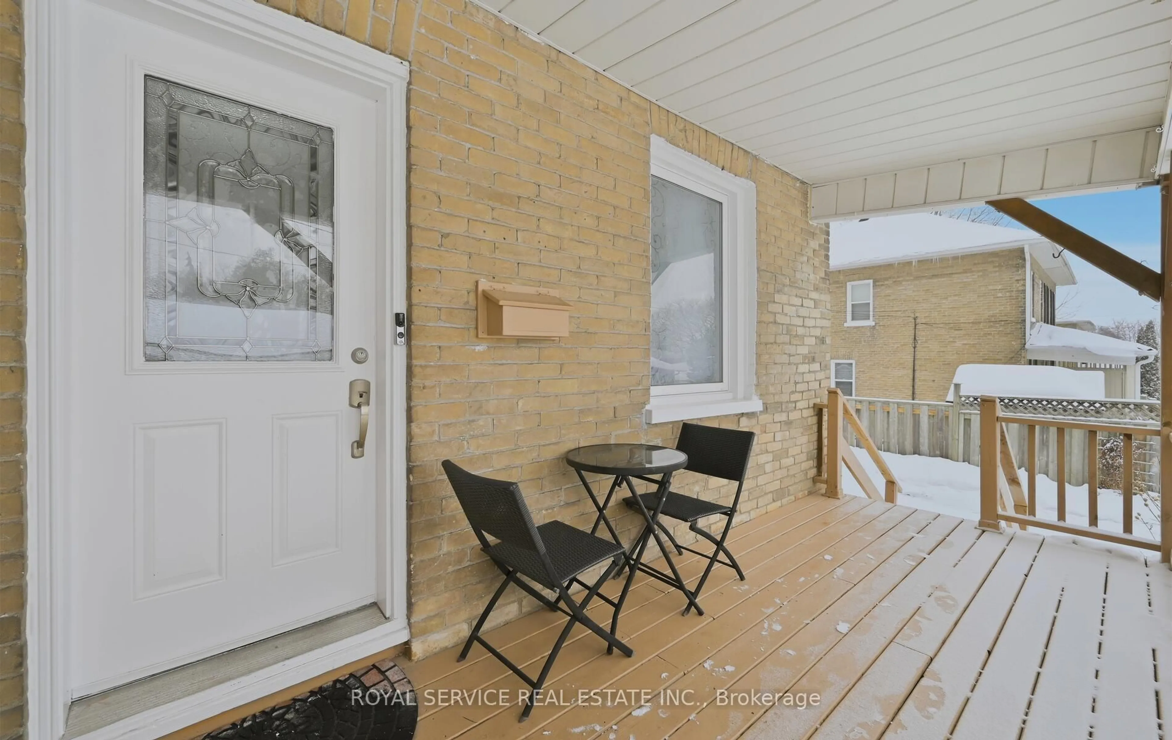 Patio, street for 14 Liberty Pl, Clarington Ontario L1C 1W6