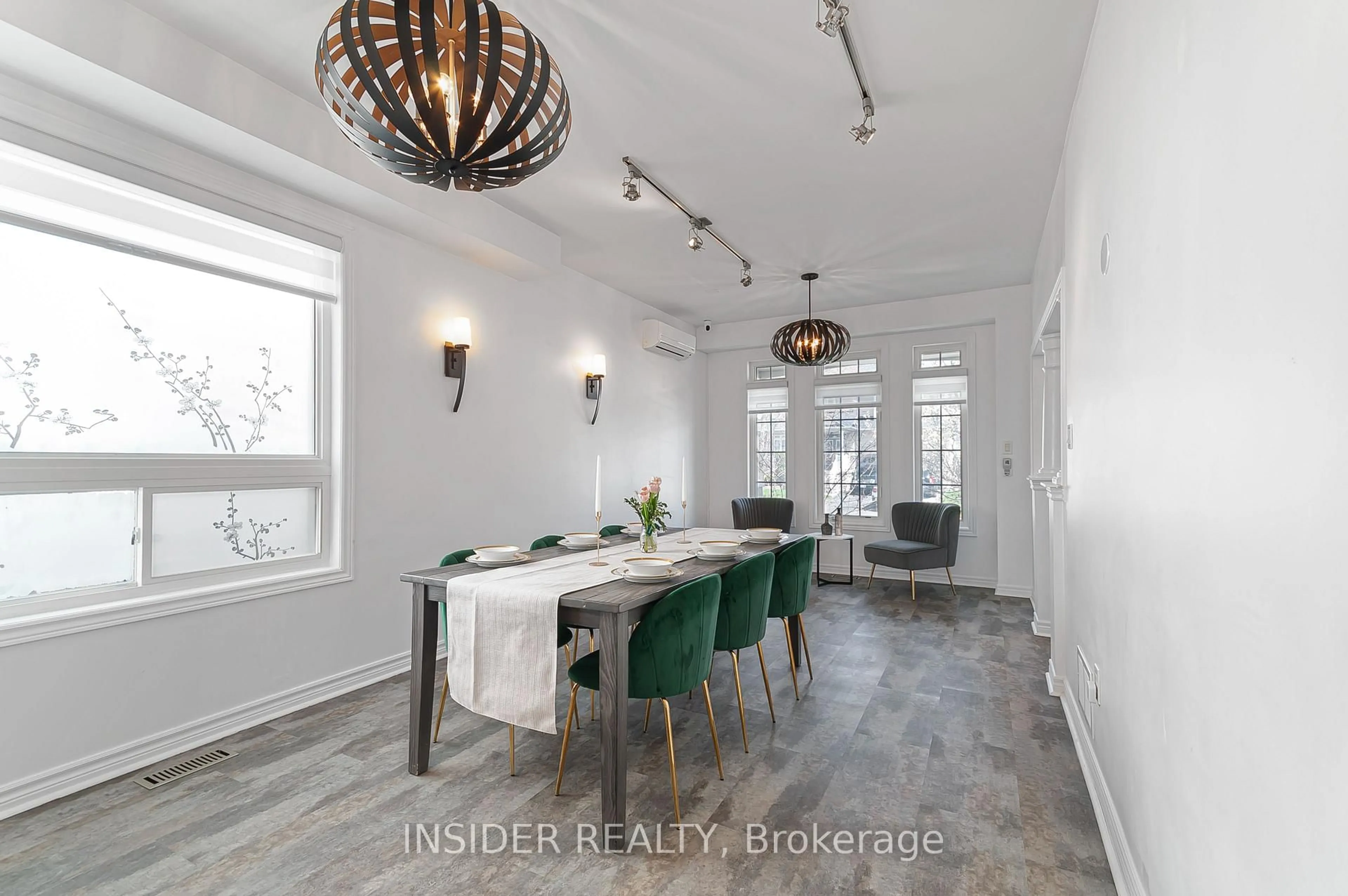 Dining room, unknown for 130 Roseborough Dr, Scugog Ontario L9L 2E3