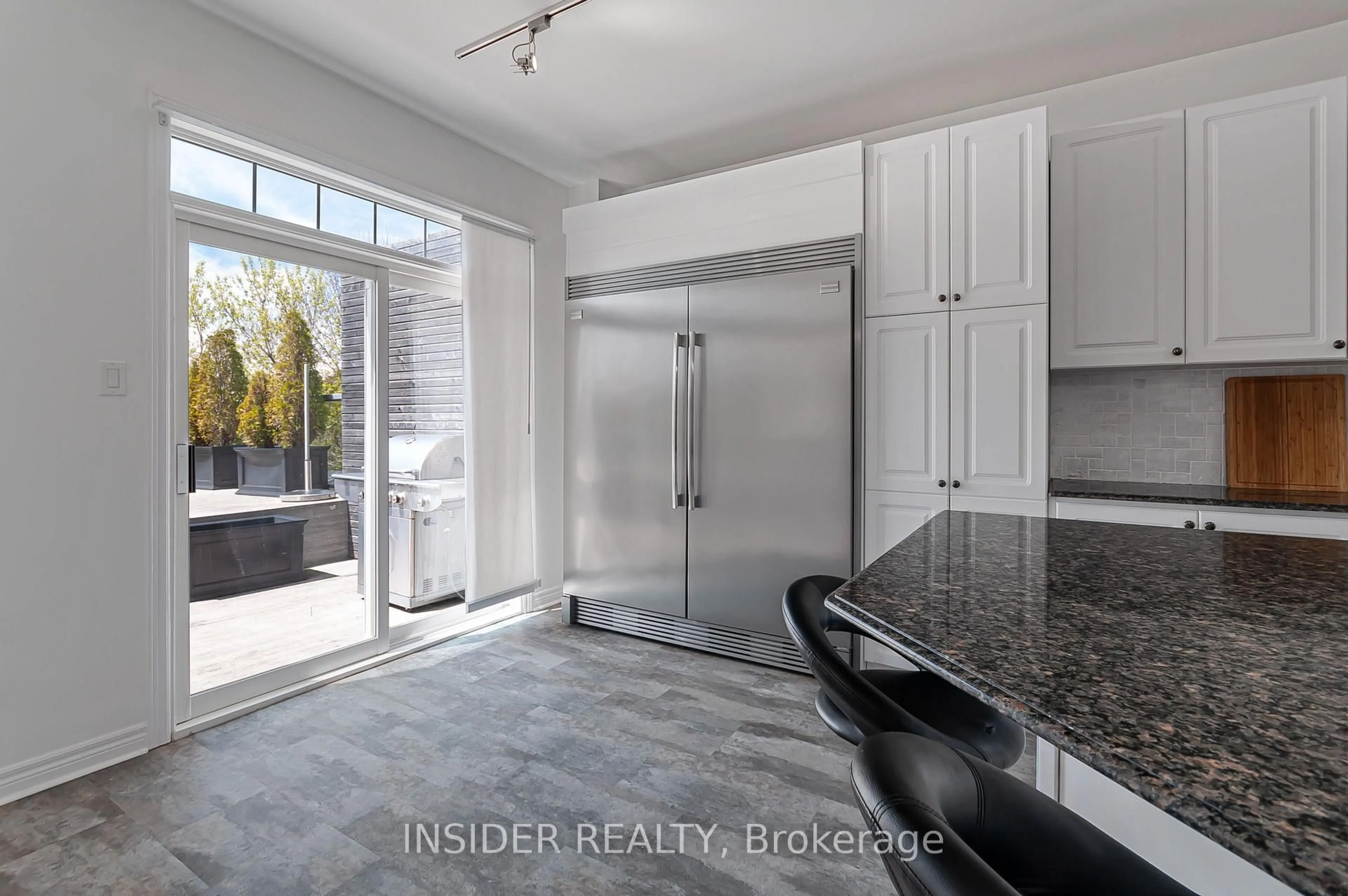 Unknown for 130 Roseborough Dr, Scugog Ontario L9L 2E3