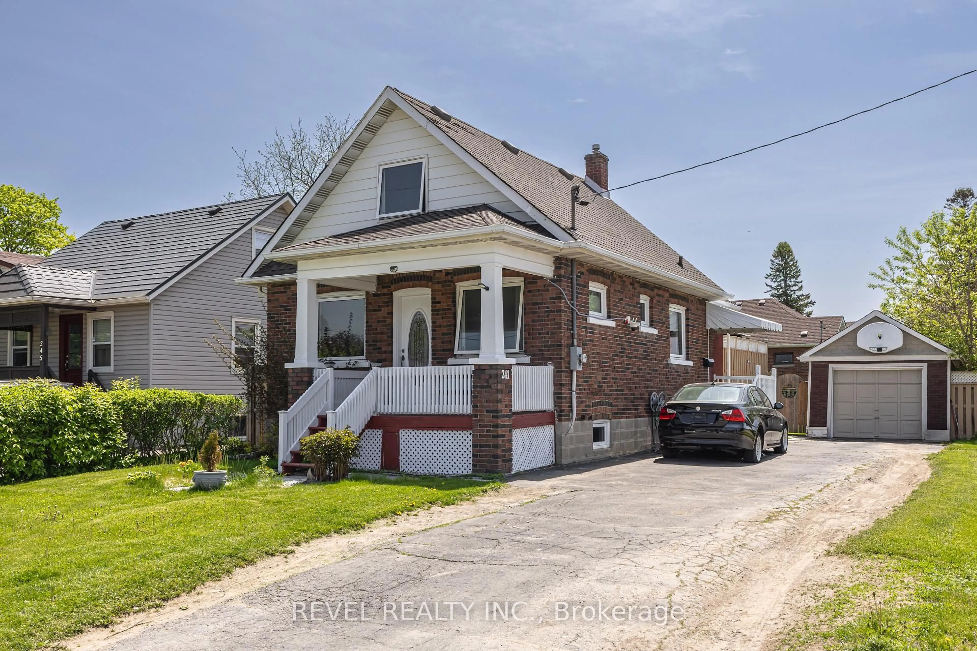 Home with brick exterior material, street for 241 Annis St, Oshawa Ontario L1H 3P8