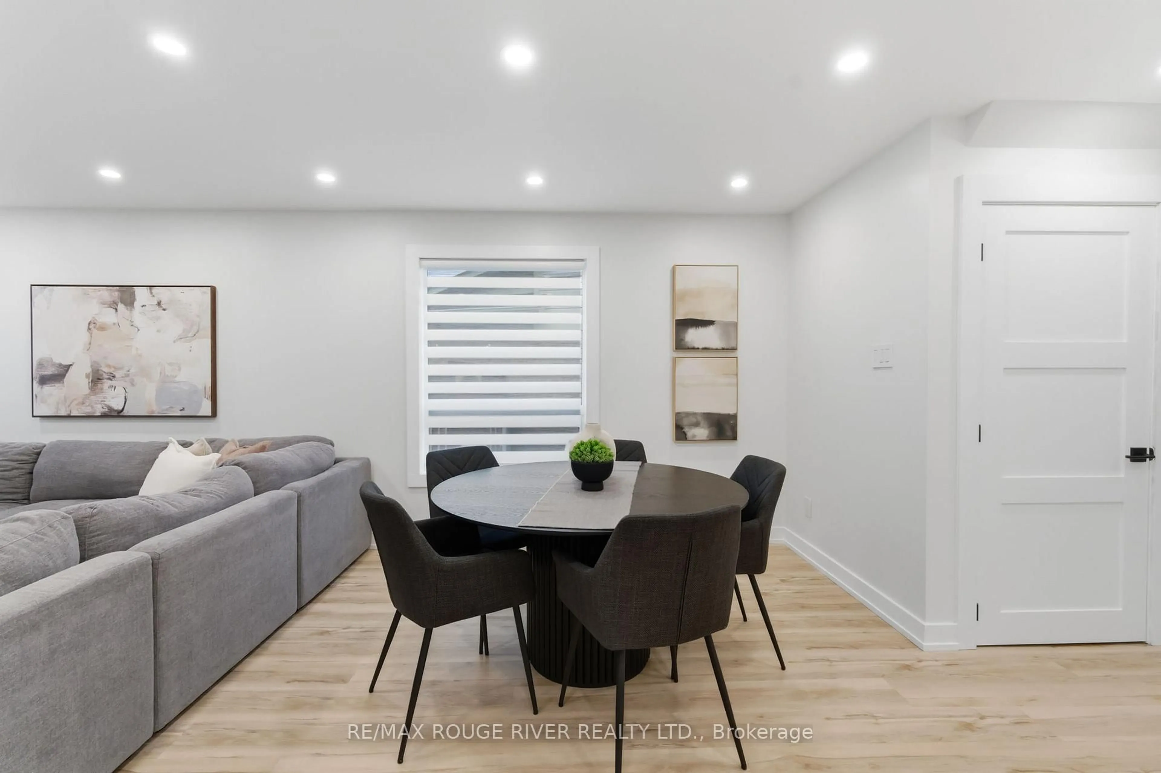 Unknown for 15 Virginia Dr, Whitby Ontario L1R 2Y1