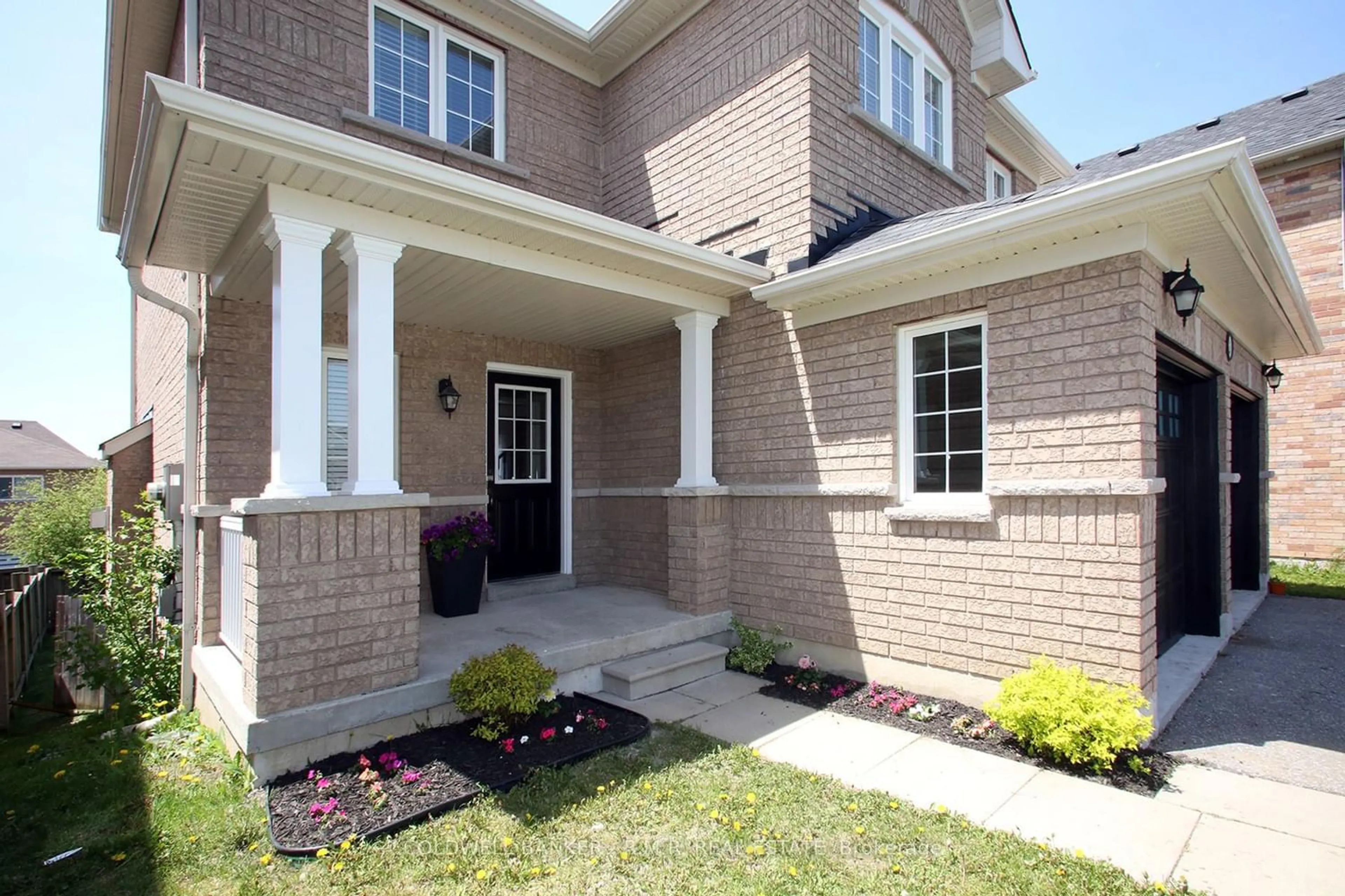 Home with brick exterior material, street for 1626 Quail Run Dr, Oshawa Ontario L1K 0L9