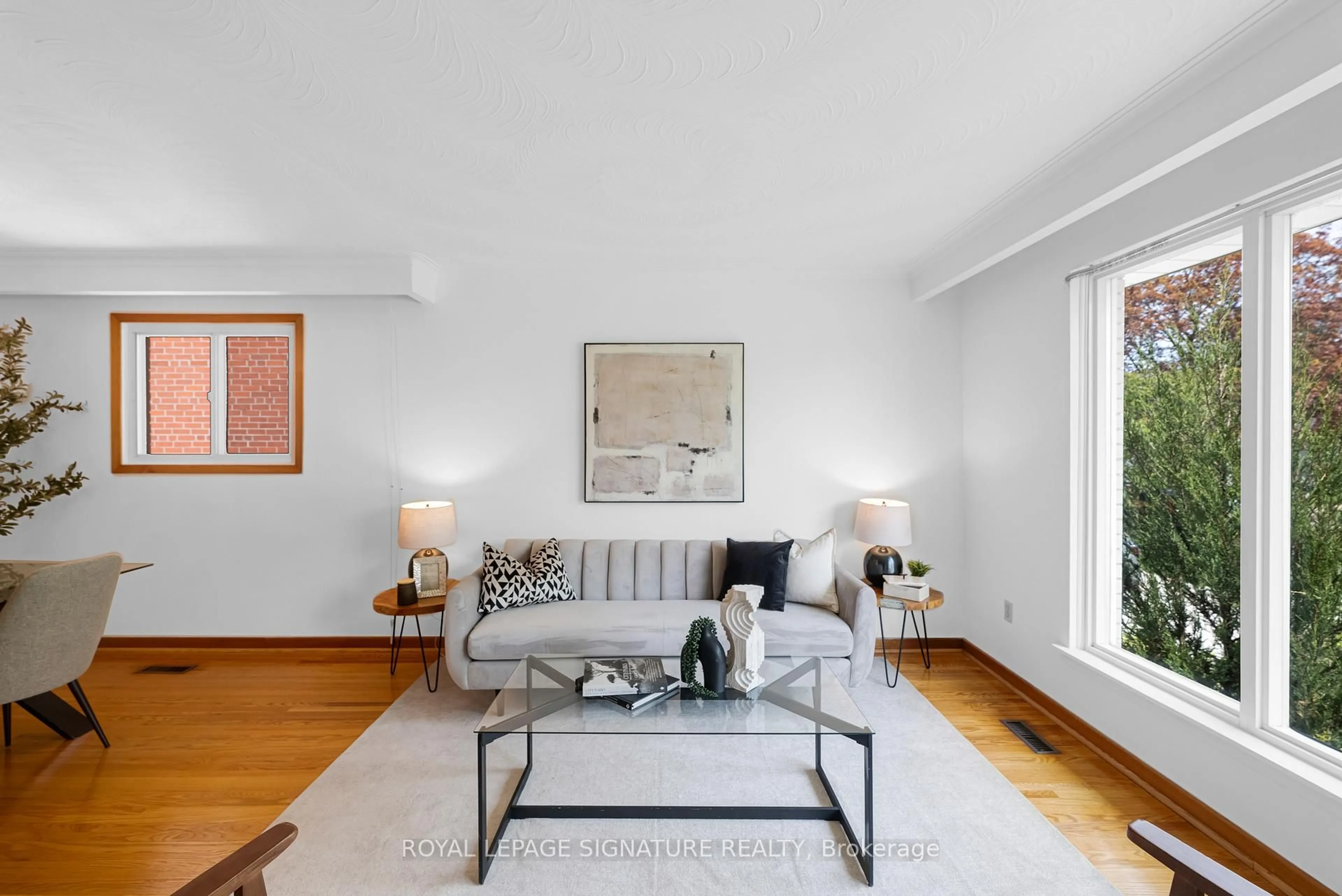 Living room with furniture, unknown for 6 Munford Cres, Toronto Ontario M4B 1C1