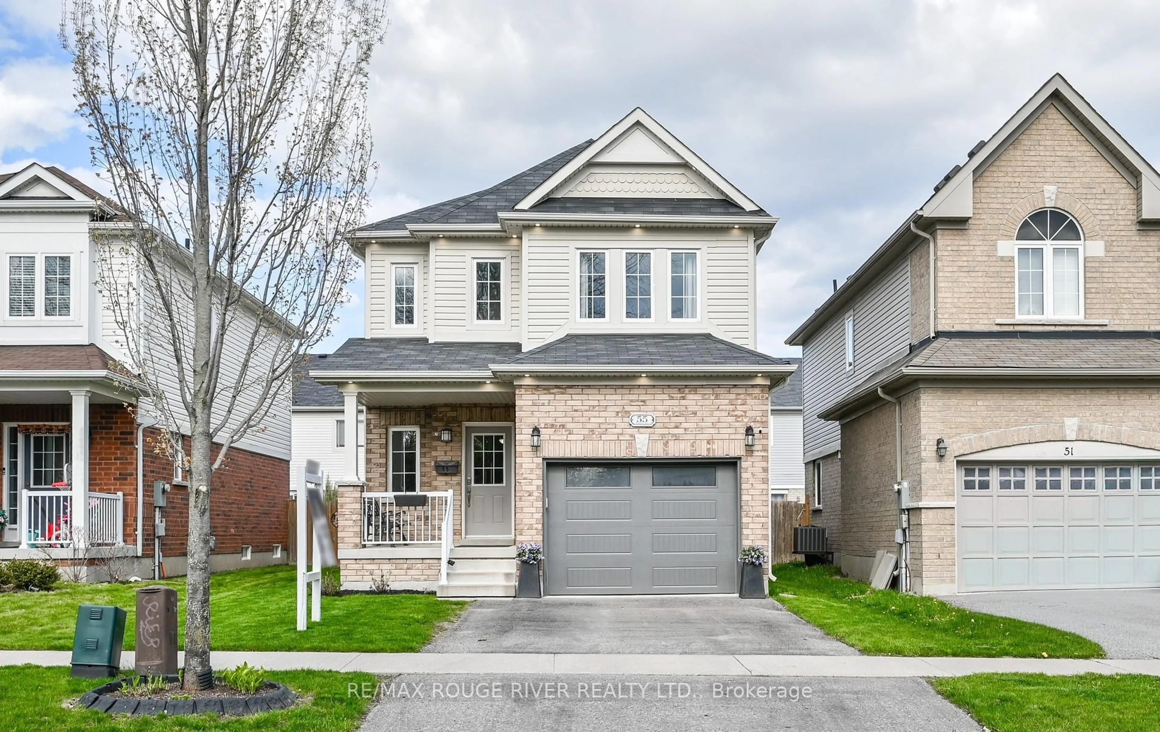 Home with brick exterior material, street for 55 Redfern Cres, Clarington Ontario L1C 0K2