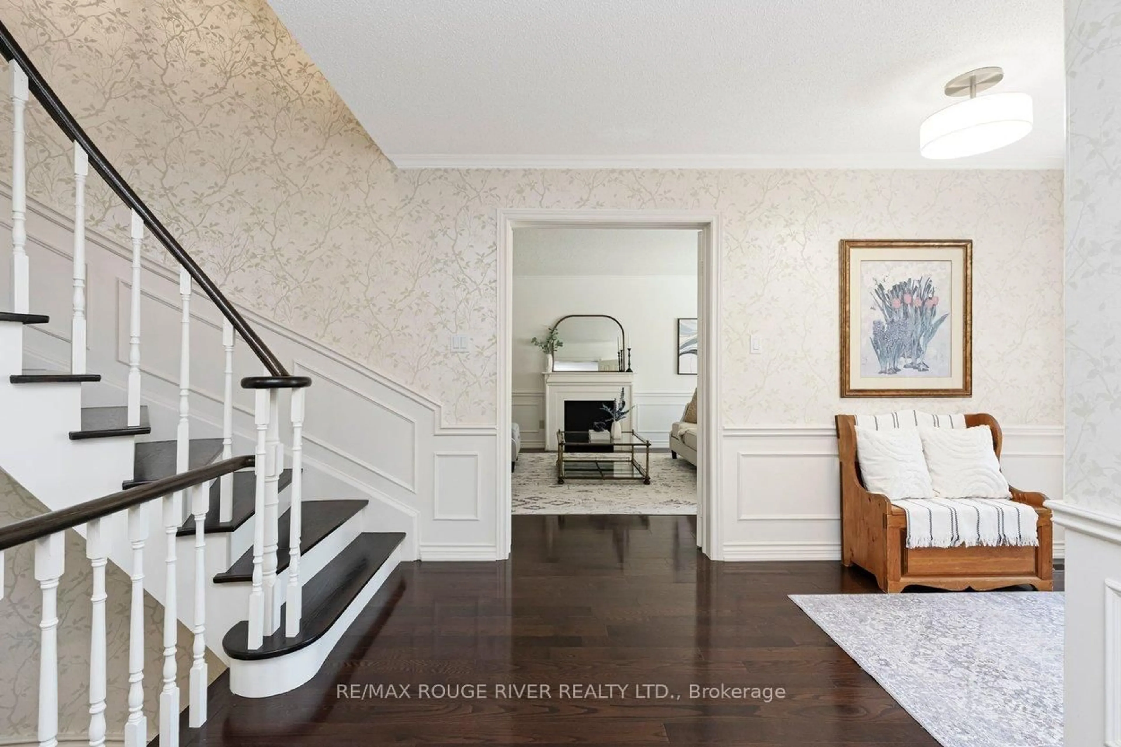 Indoor entryway for 1 Brigadier Pl, Toronto Ontario M1C 3G1