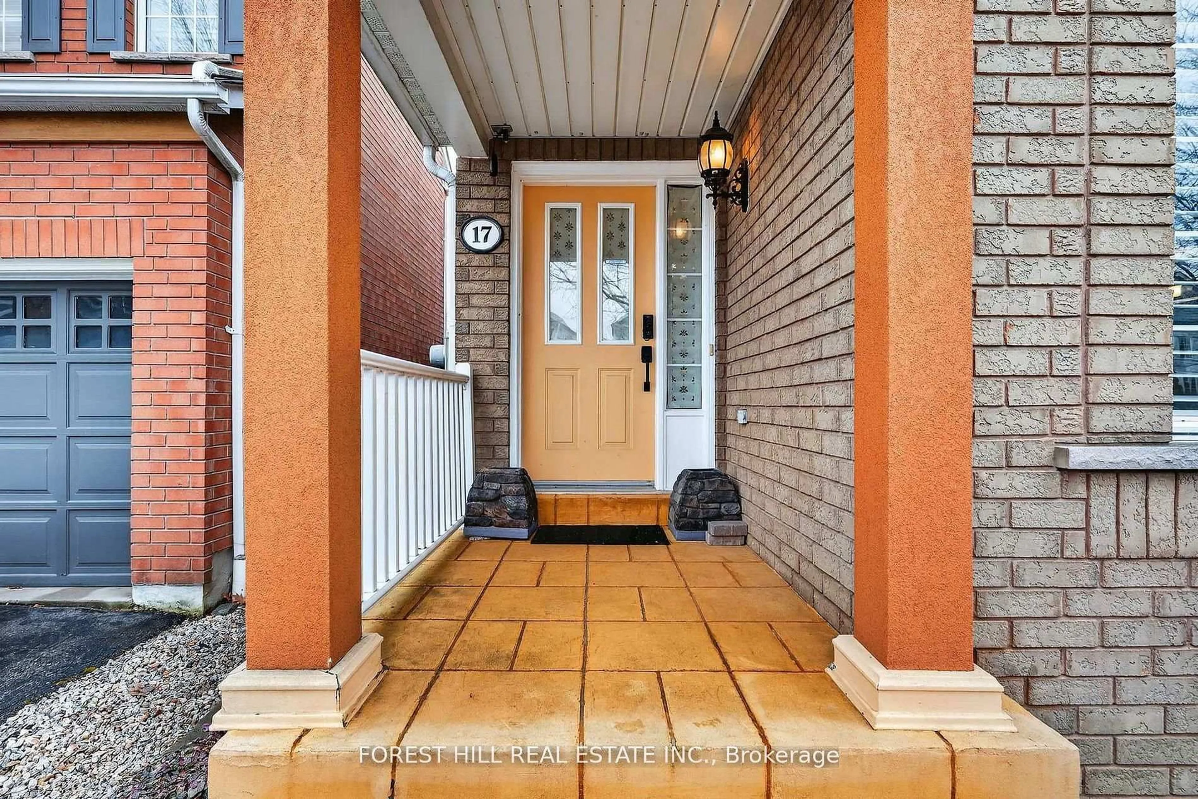 Indoor entryway for 17 Lilley Ave, Ajax Ontario L1Z 1L5