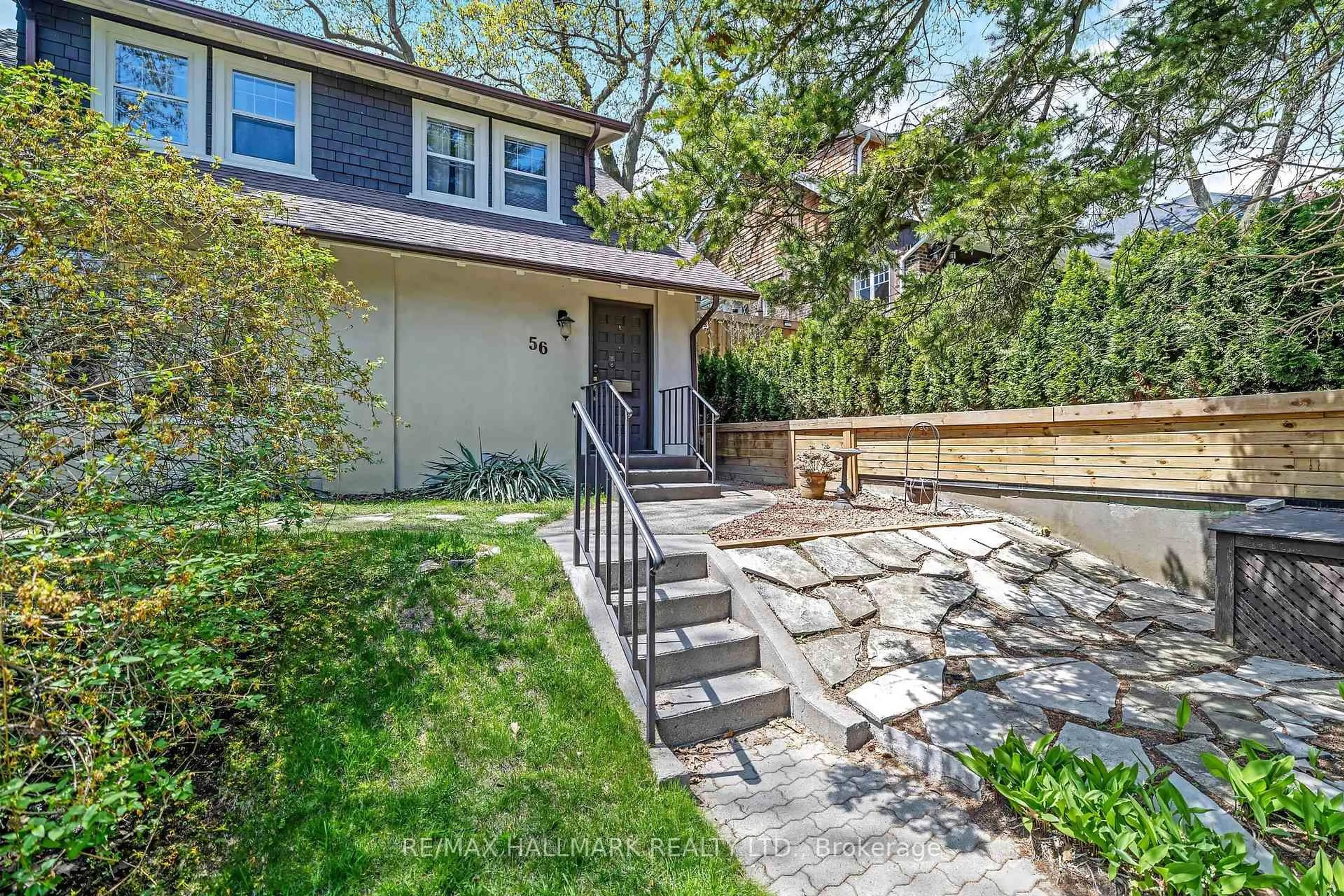 Patio, street for 56 Kingswood Rd, Toronto Ontario M4E 3N5