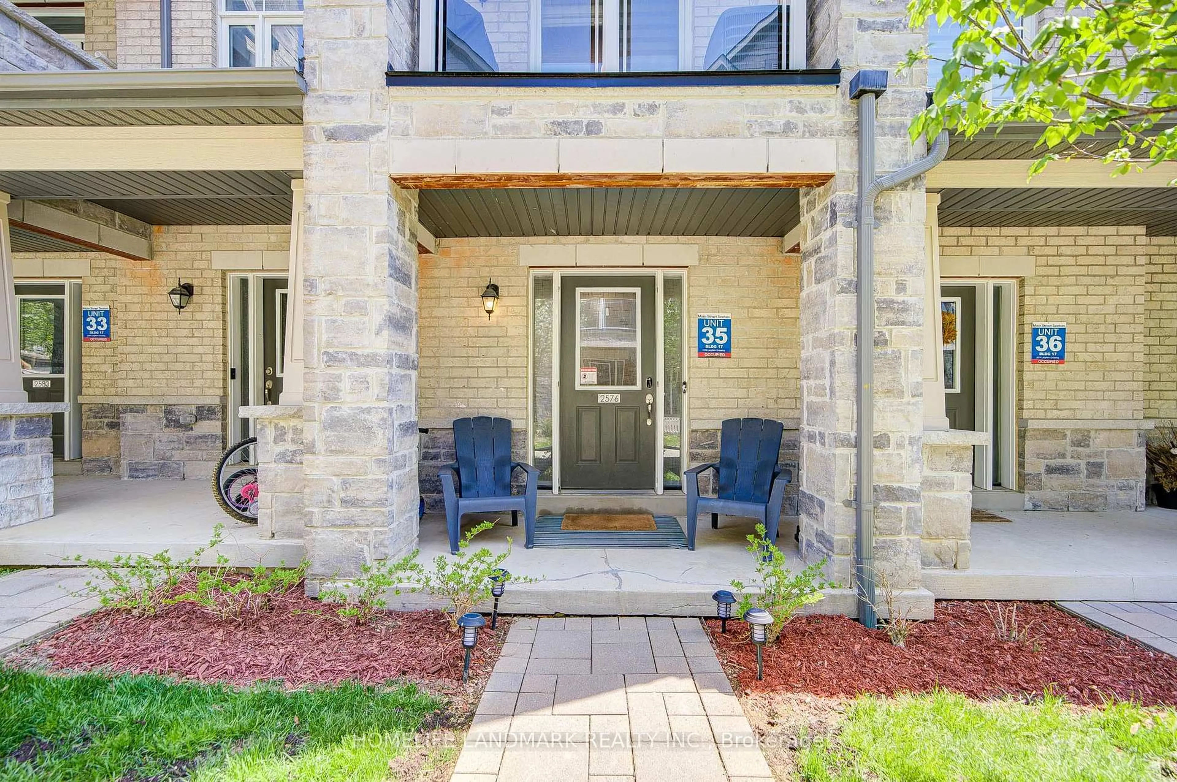 Indoor entryway for 2576 Ladyfern Crossing, Pickering Ontario L1X 0E6