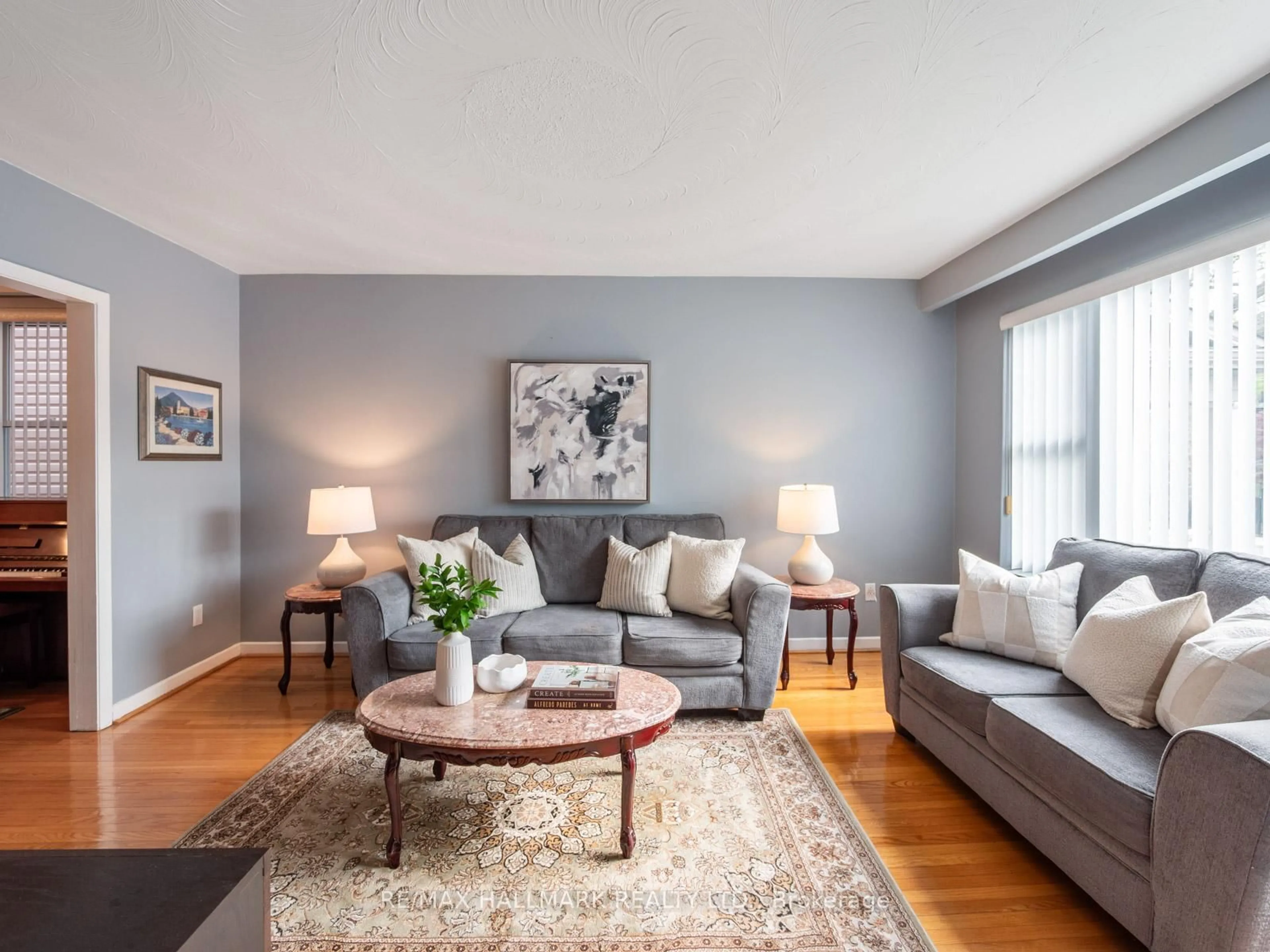 Living room with furniture, unknown for 453 Jones Ave, Toronto Ontario M4J 3G7