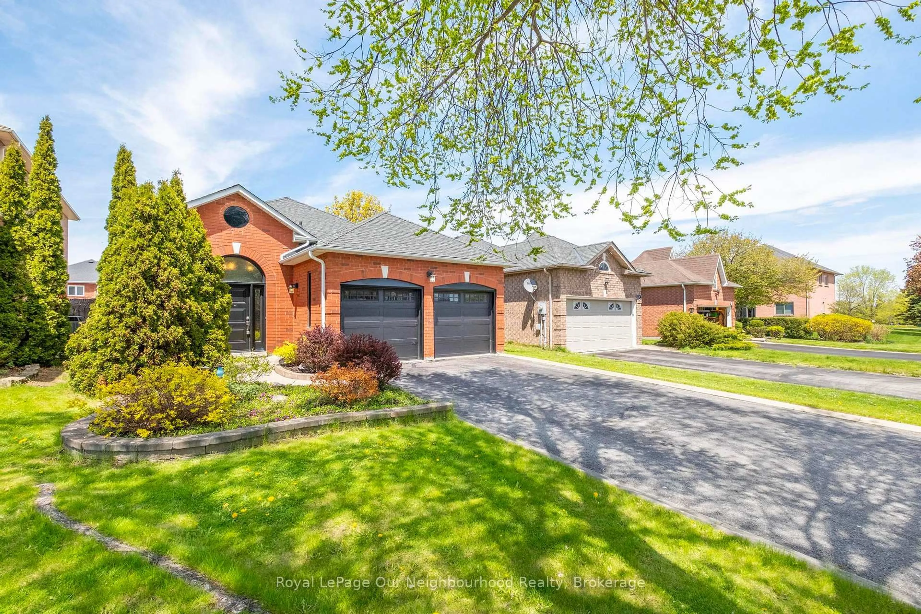 Home with brick exterior material, street for 105 Parnell Cres, Whitby Ontario L1R 1X1