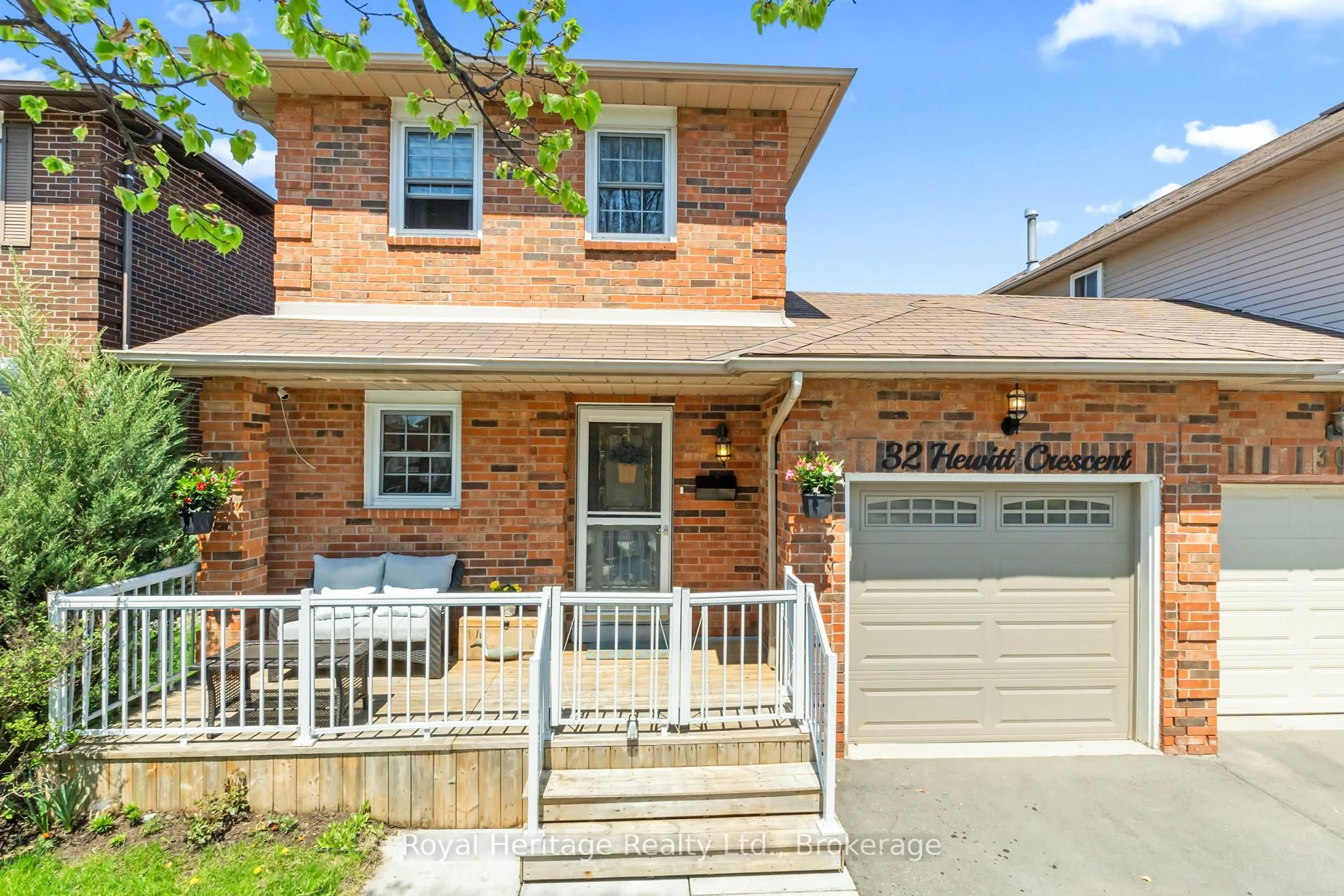 Home with brick exterior material, street for 32 Hewitt Cres, Ajax Ontario L1S 7A4