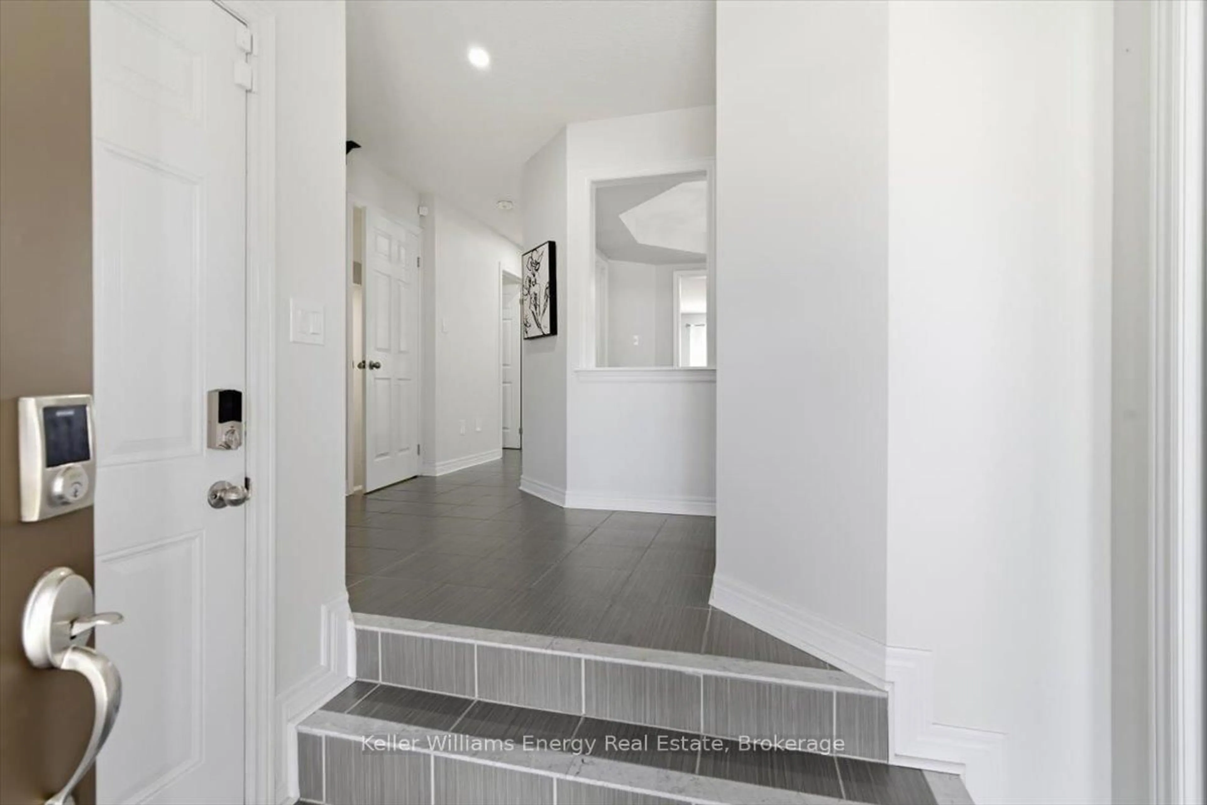 Indoor entryway for 21 Denny St, Ajax Ontario L1Z 0S3